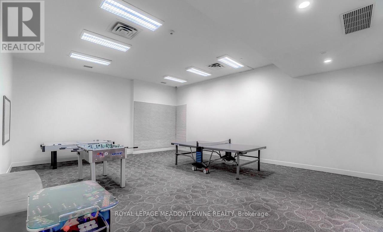 2326 - 3888 Duke Of York Boulevard, Mississauga, Ontario  L5B 4P5 - Photo 21 - W12802426