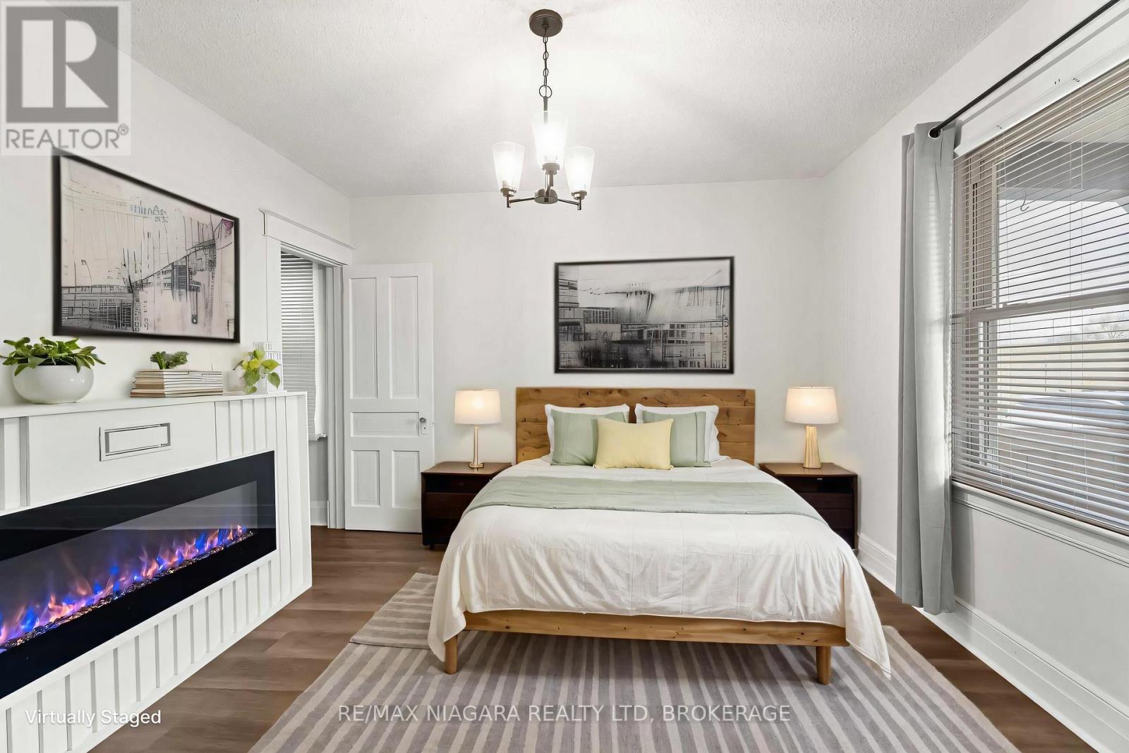 22 Bertram Street, St. Catharines, Ontario  L2R 1A8 - Photo 10 - X12802896