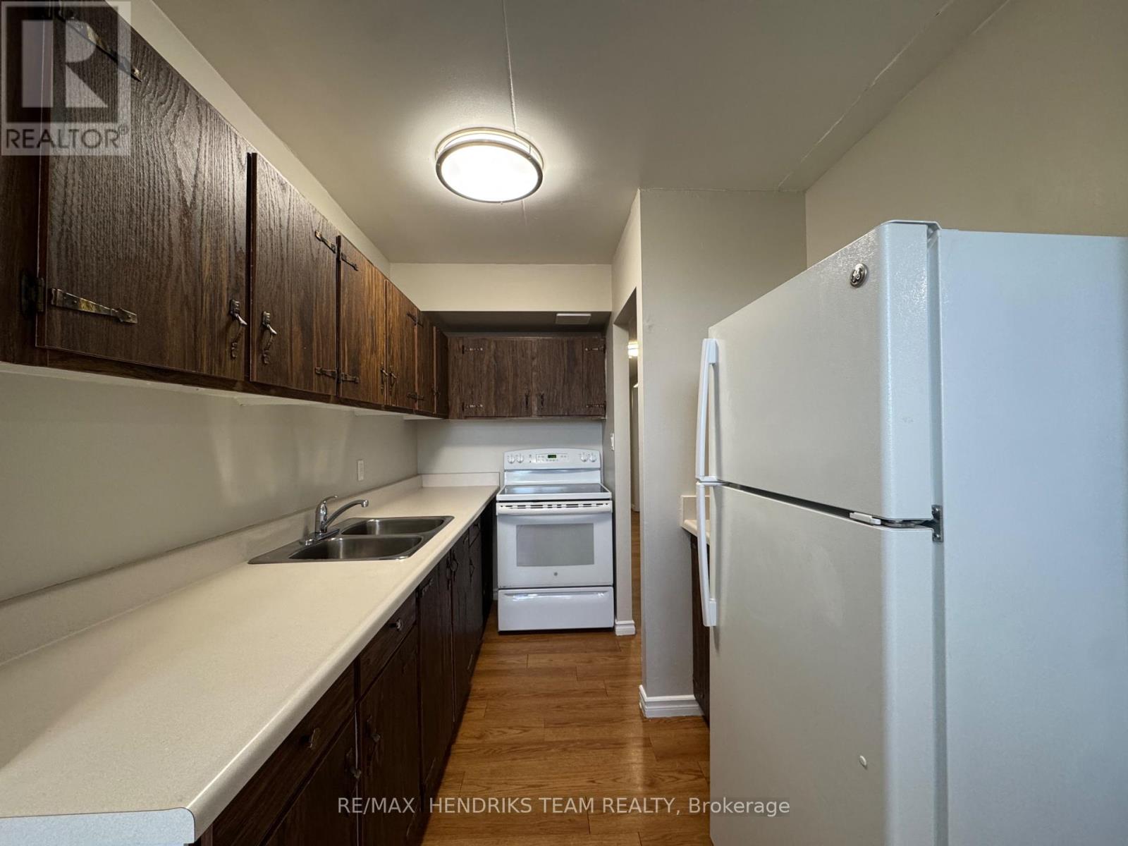 B312 - 80 Rockwood Avenue, St. Catharines, Ontario L2P 3P2 - Photo 3 - X12802942