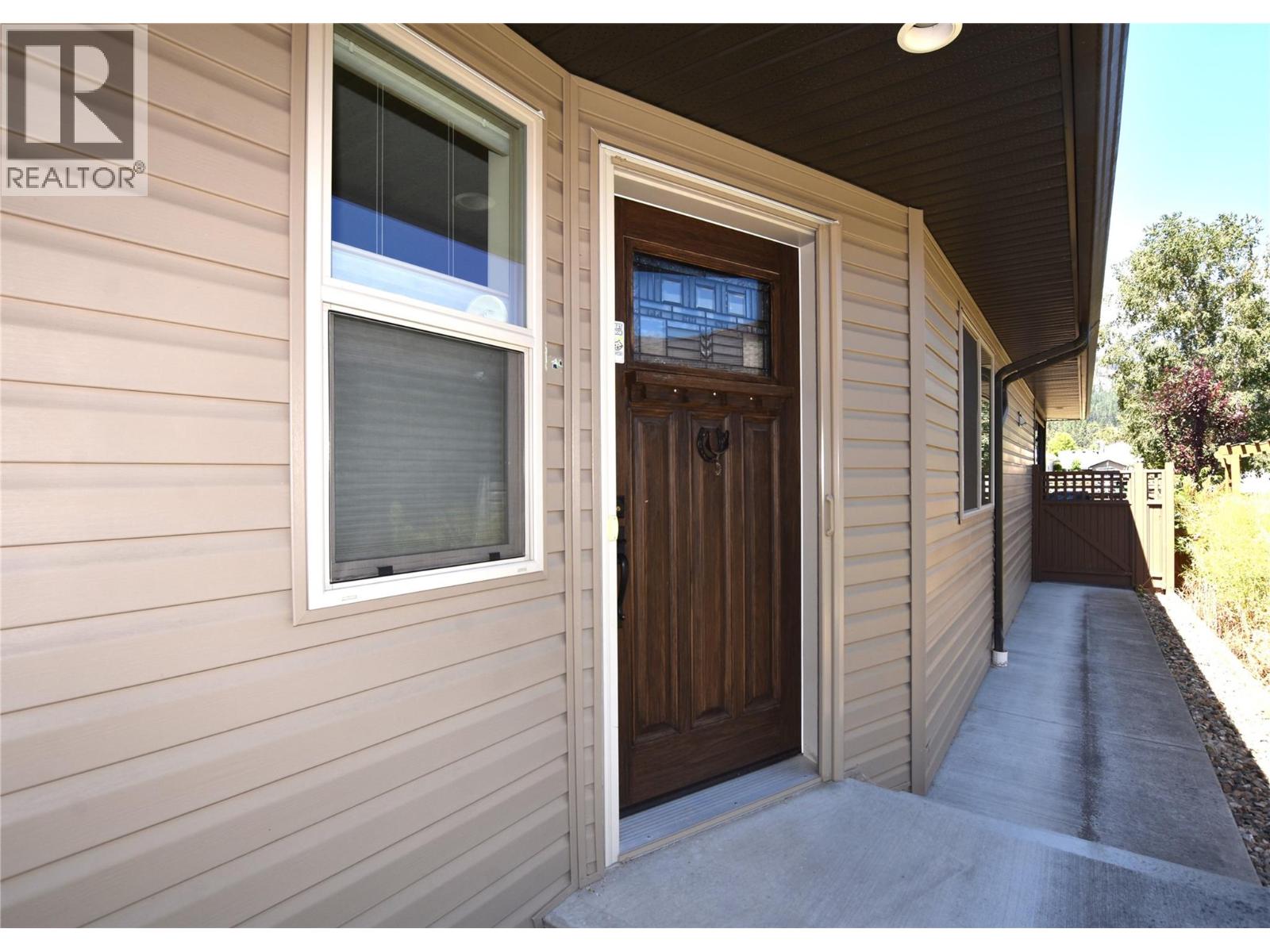 494 Kingfisher Avenue, Vernon, British Columbia  V1H 2A1 - Photo 6 - 10343837