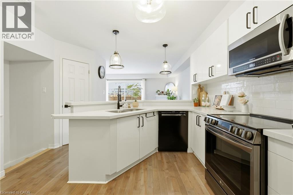 2015 Cleaver Avenue Unit# 5, Burlington, Ontario  L7M 4J7 - Photo 9 - 40805735