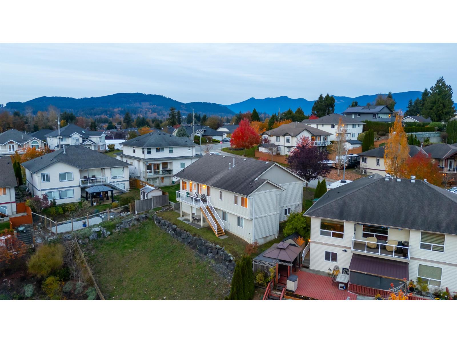 32464 Bobcat Drive, Mission, British Columbia  V2V 7P7 - Photo 37 - R3091016