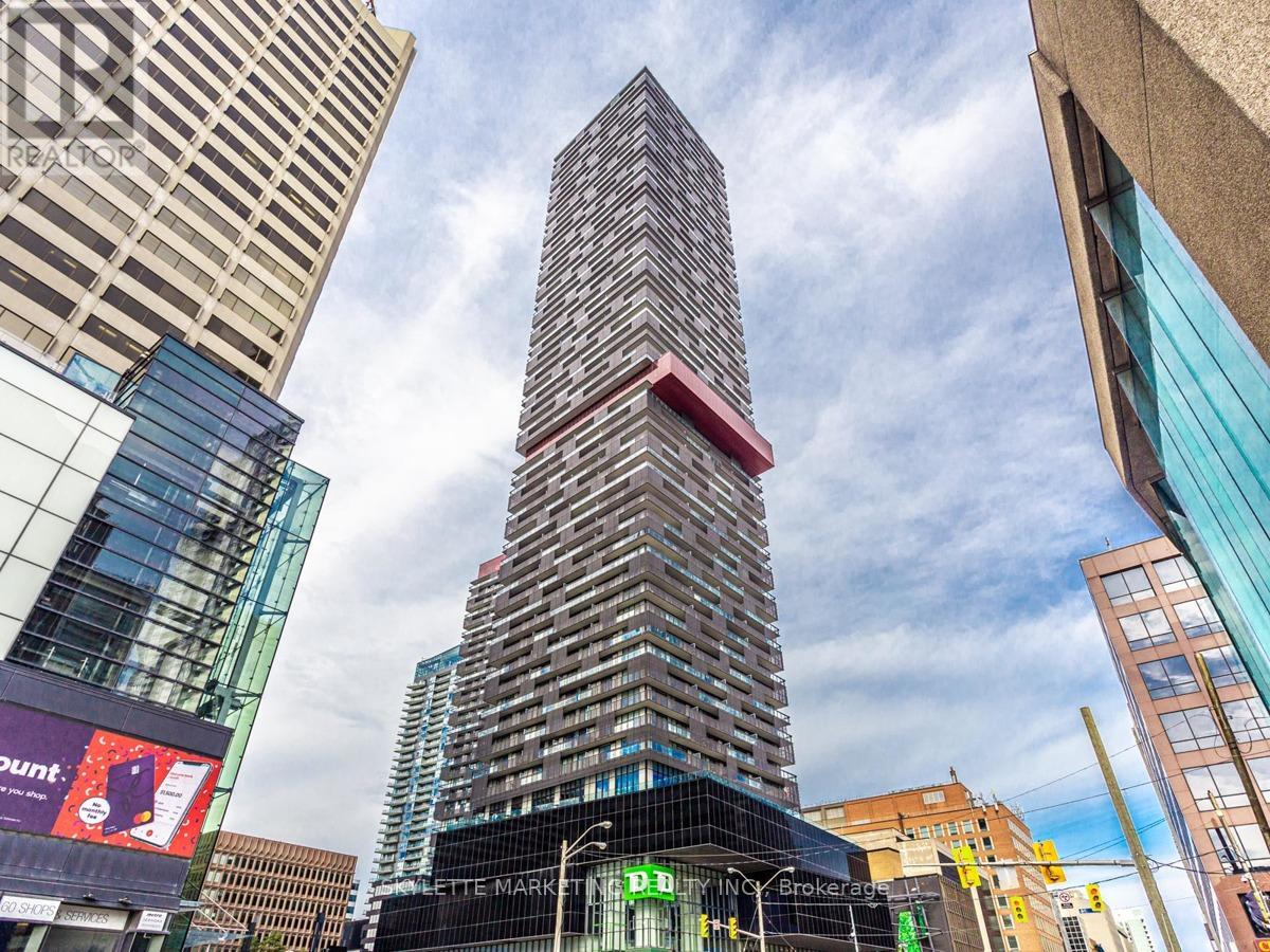 2408 - 8 EGLINTON AVENUE E, Toronto, Ontario