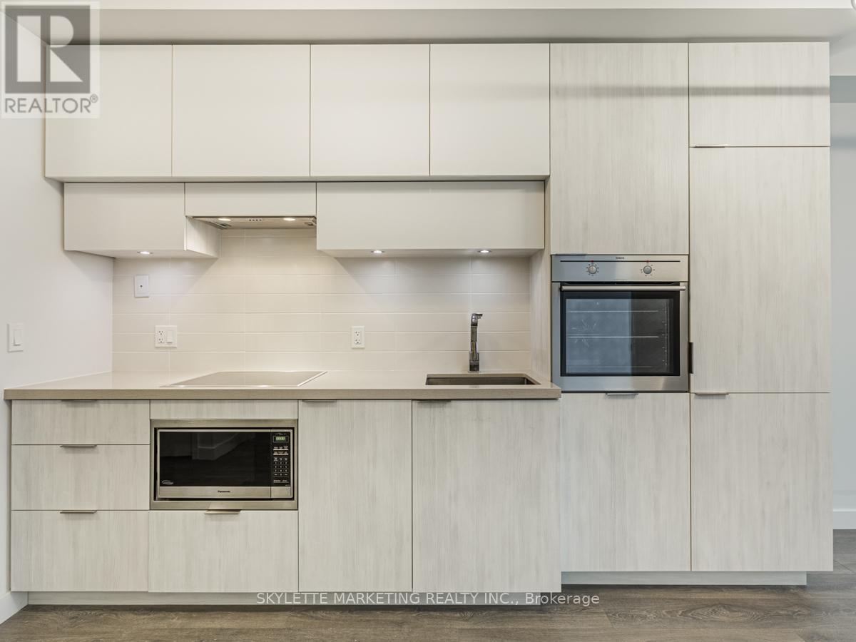 2408 - 8 Eglinton Avenue E, Toronto, Ontario  M4P 1A6 - Photo 7 - C12802784