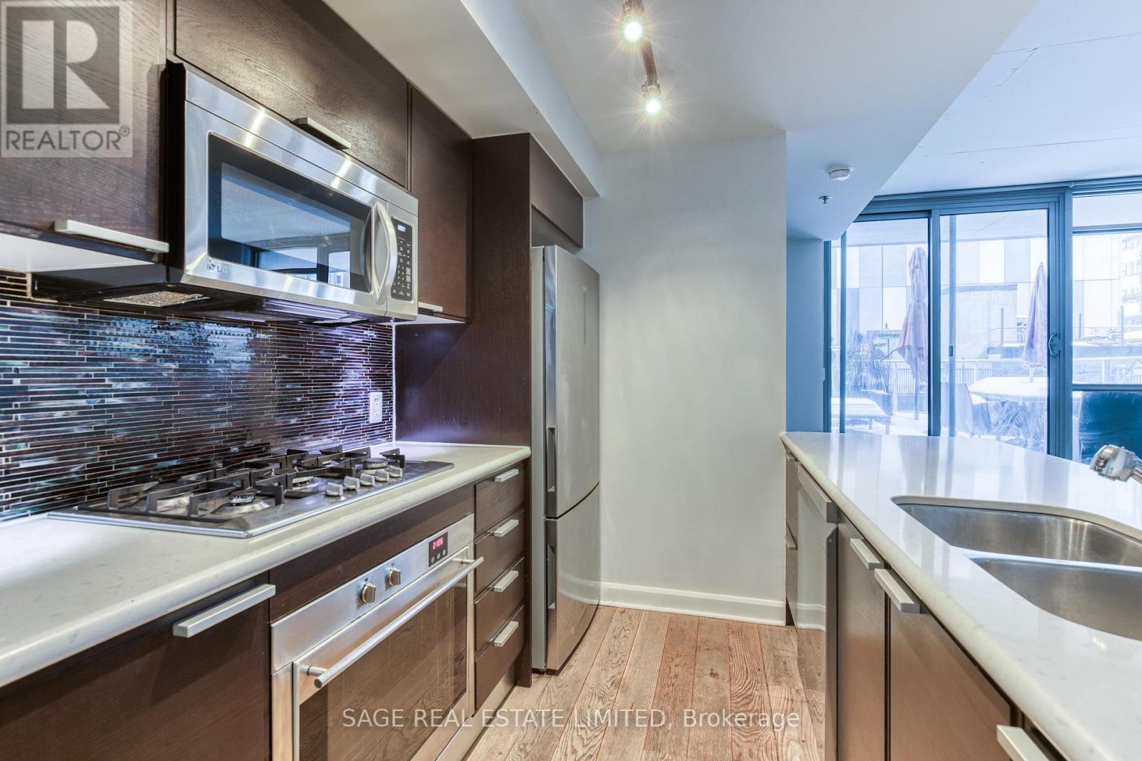 706 - 375 King Street W, Toronto, Ontario  M5V 1K5 - Photo 4 - C12802792