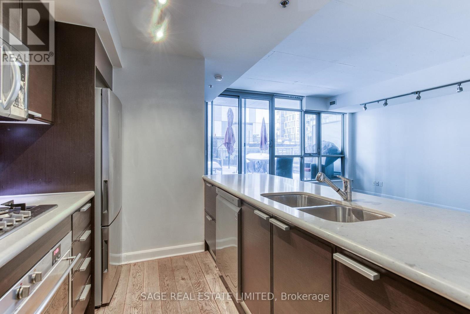 706 - 375 King Street W, Toronto, Ontario  M5V 1K5 - Photo 5 - C12802792