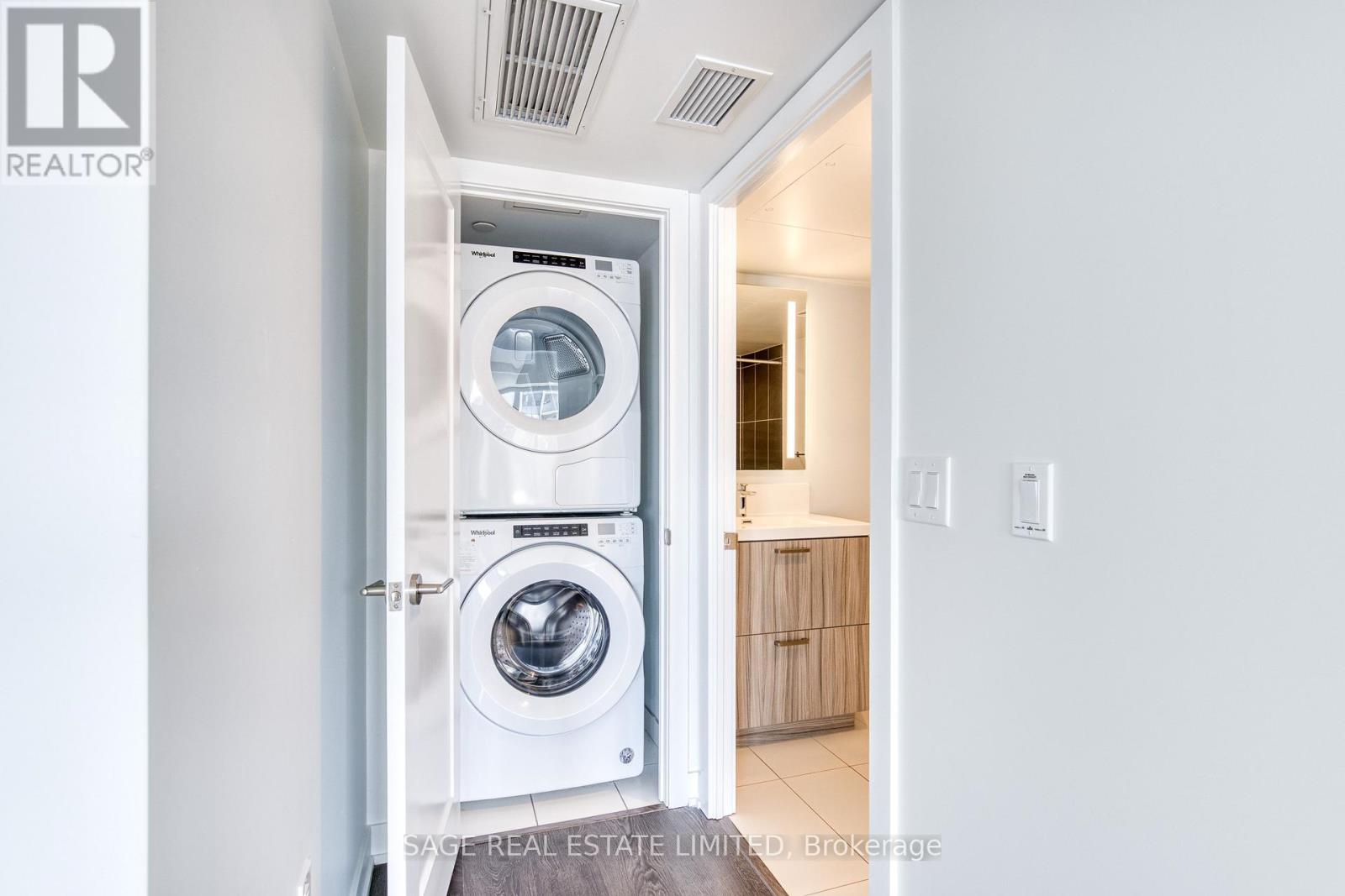 701 - 50 Mccaul Street, Toronto, Ontario  M5T 0B6 - Photo 26 - C12802804