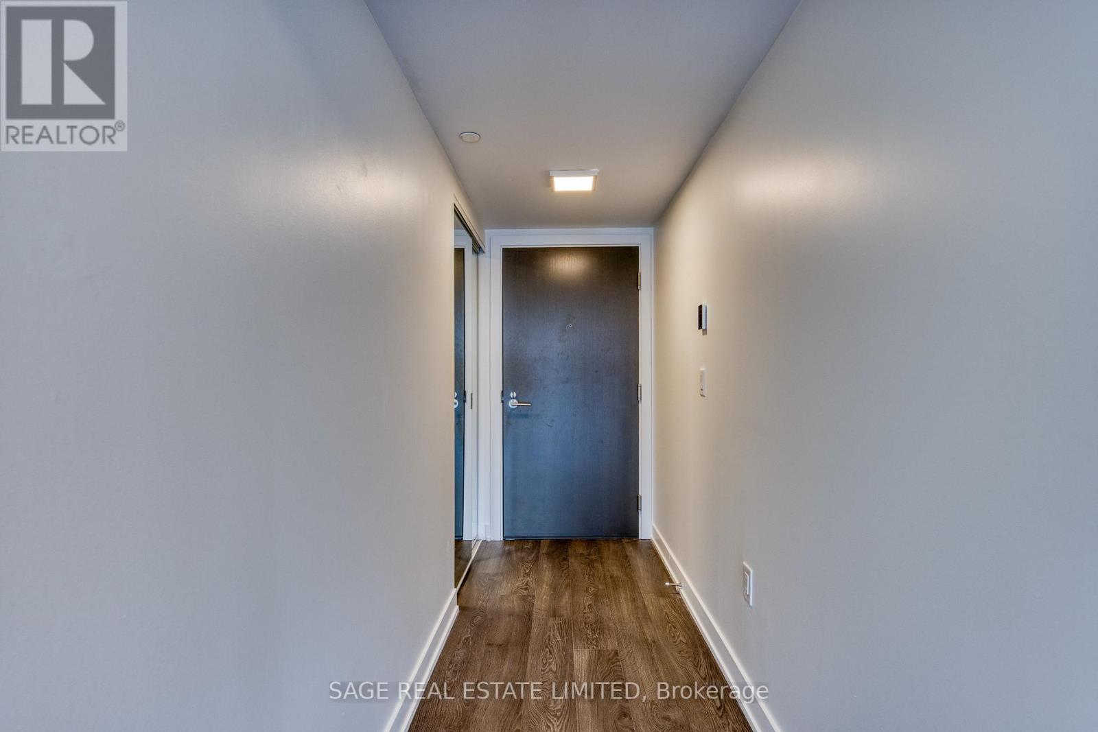 701 - 50 Mccaul Street, Toronto, Ontario  M5T 0B6 - Photo 5 - C12802804