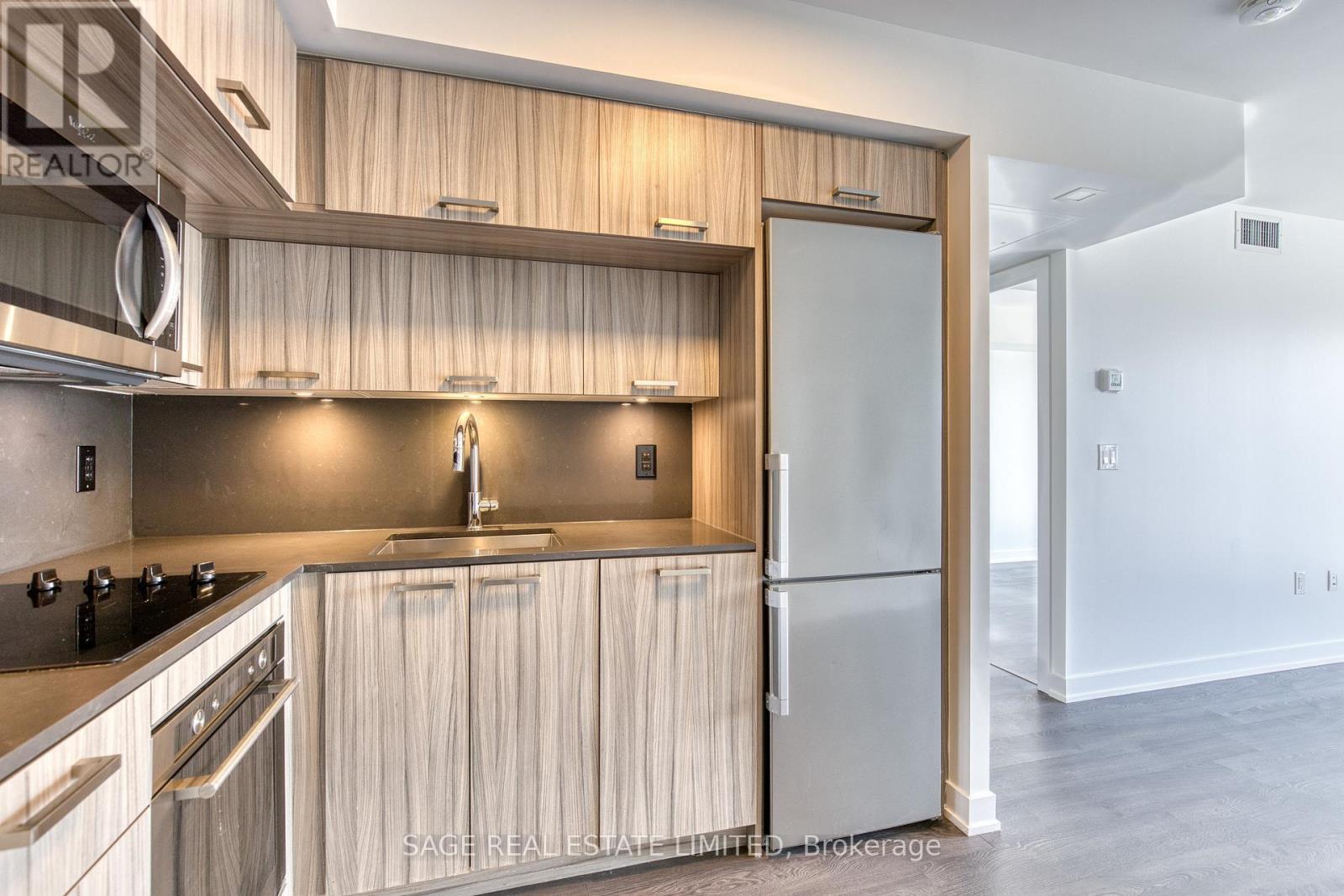 701 - 50 Mccaul Street, Toronto, Ontario  M5T 0B6 - Photo 6 - C12802804