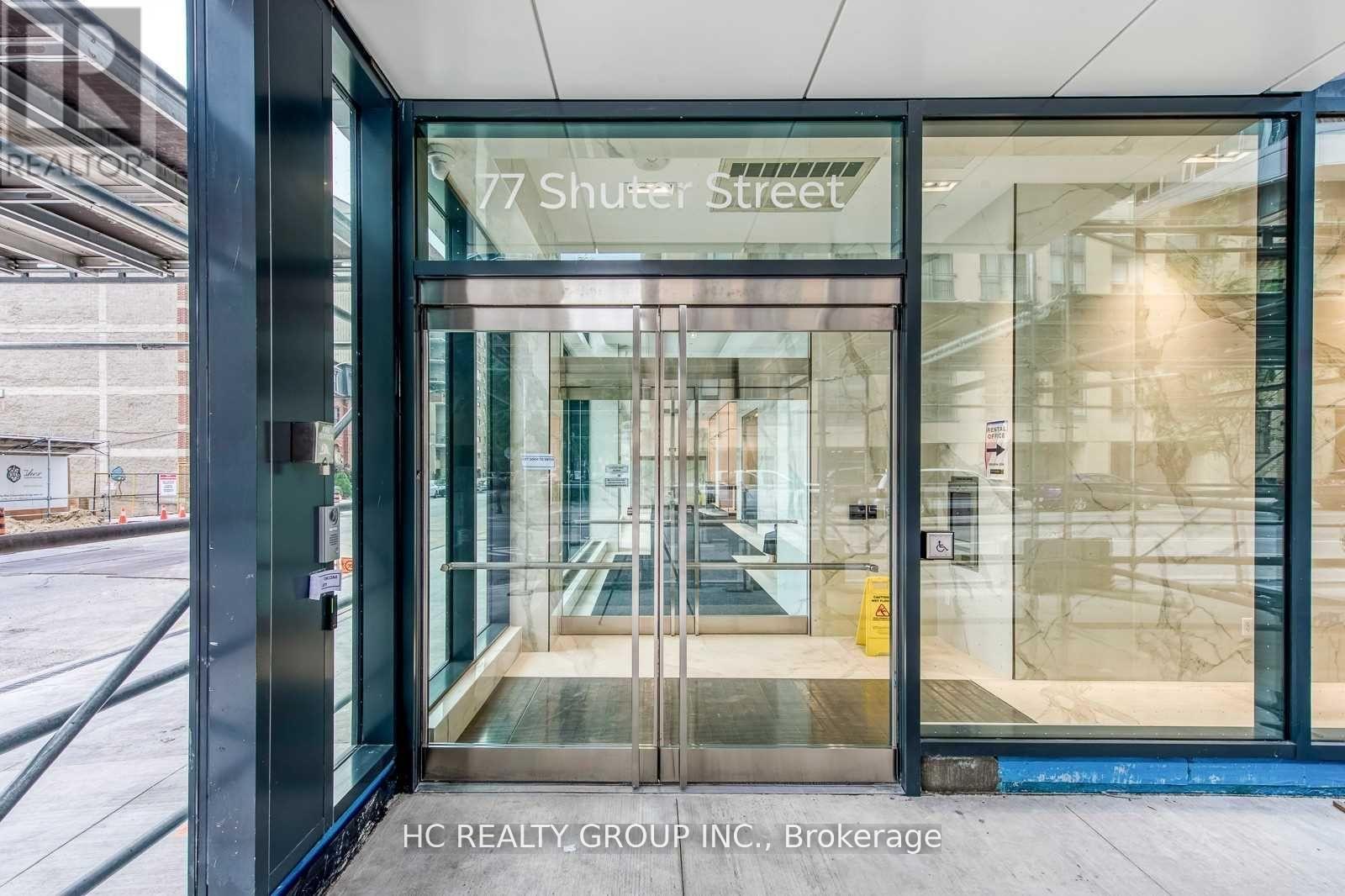 2112 - 77 Shuter Street, Toronto, Ontario  M5B 0B8 - Photo 2 - C12802940