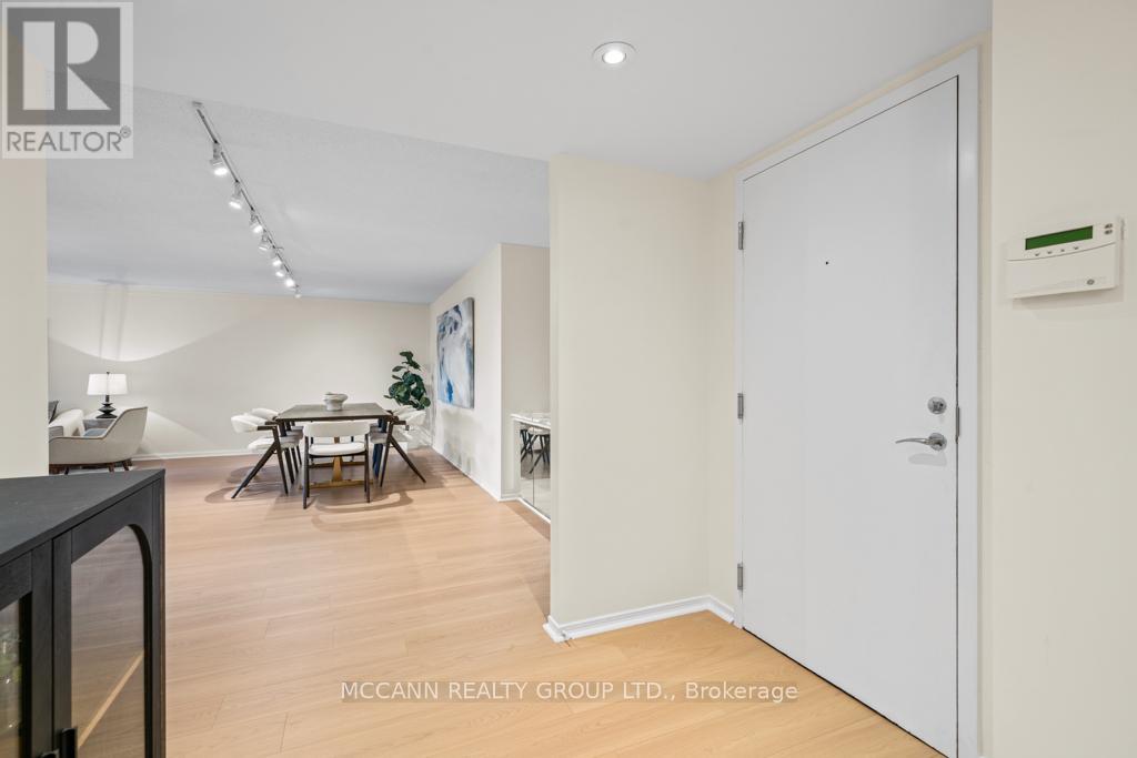 301 - 360 Bloor Street E, Toronto, Ontario  M4W 3M3 - Photo 4 - C12802986