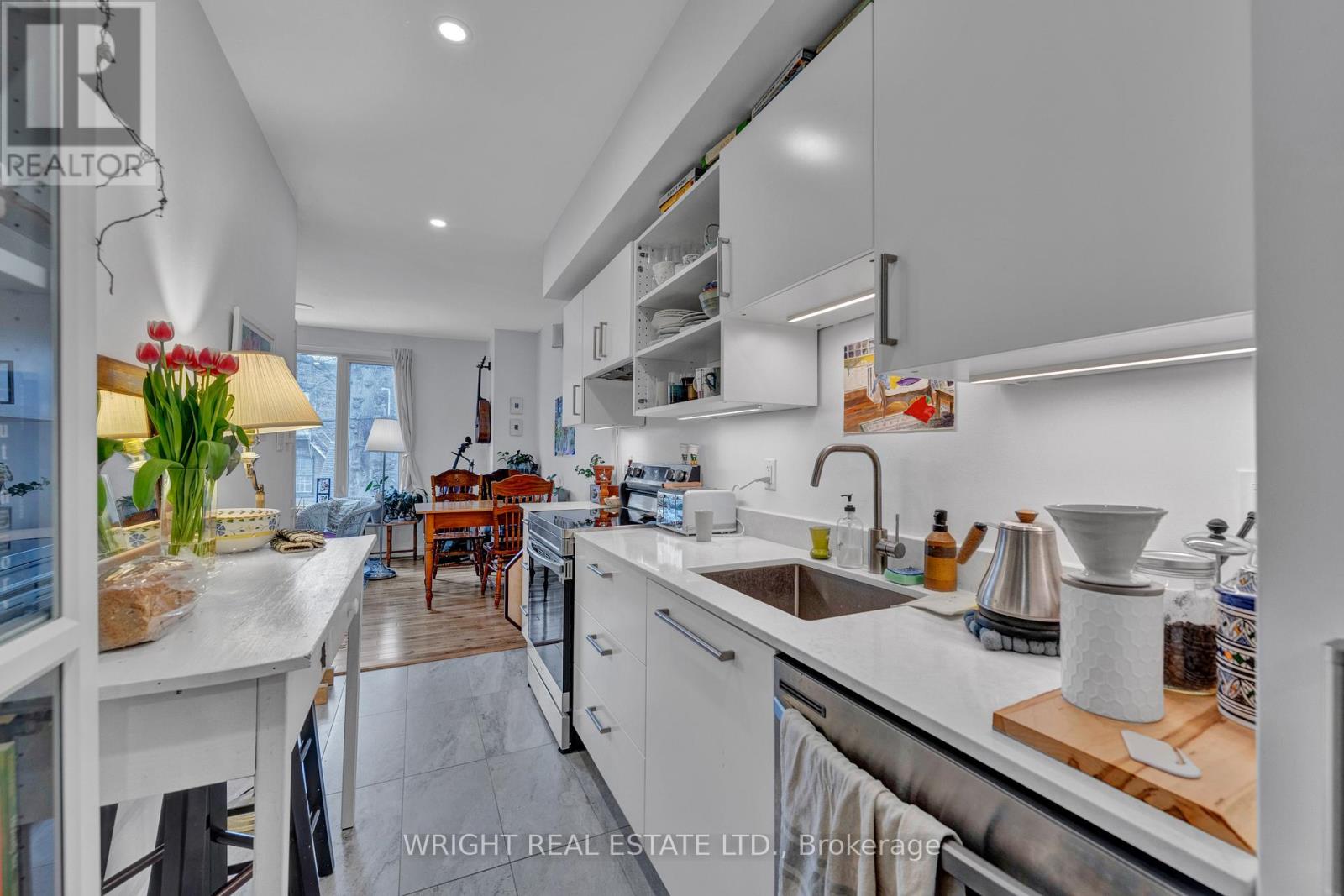 96 Harbord Street, Toronto, Ontario  M5S 1G6 - Photo 15 - C12803014