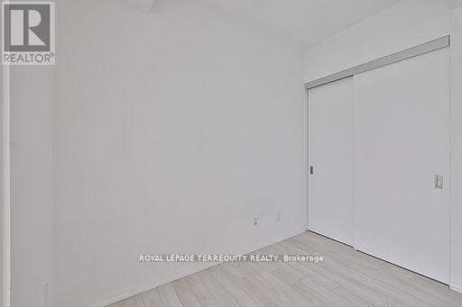 2709 - 197 Yonge Street, Toronto, Ontario  M5B 0C1 - Photo 12 - C12803020