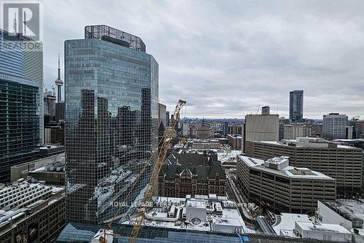 2709 - 197 Yonge Street, Toronto, Ontario  M5B 0C1 - Photo 36 - C12803020