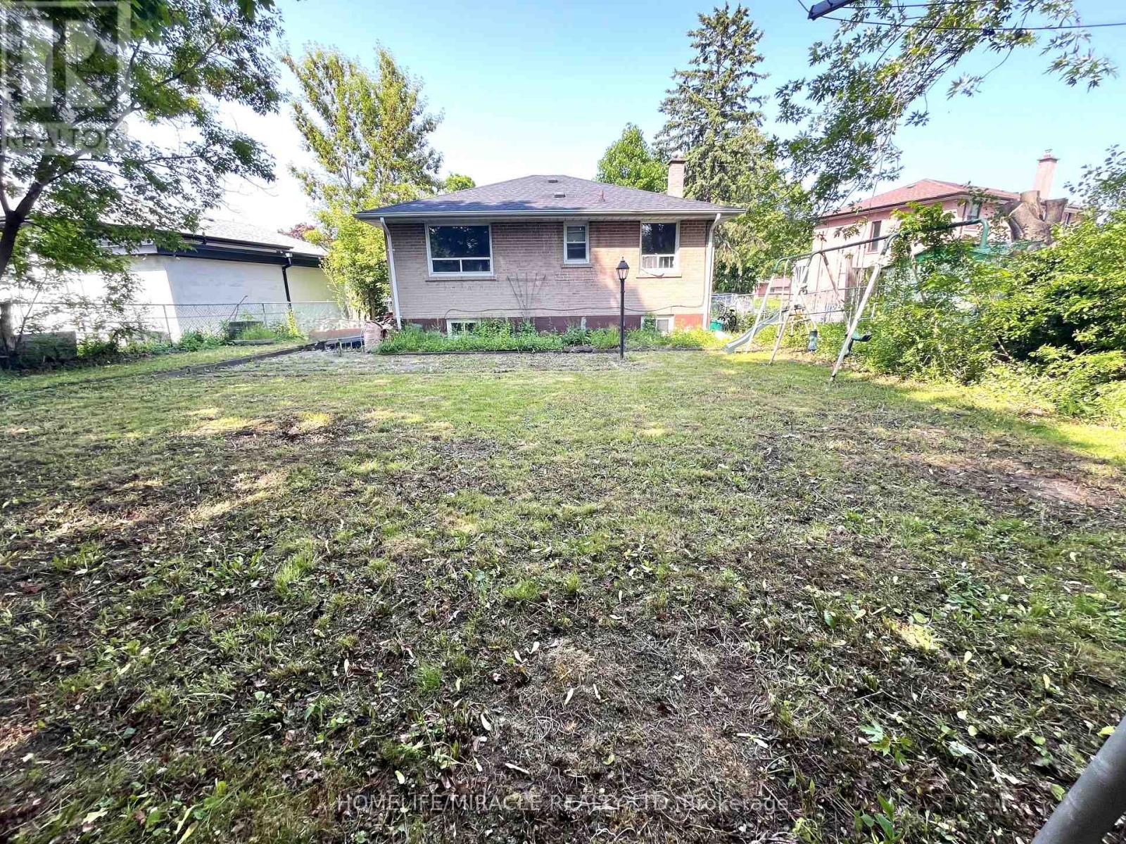 37 Darlingside Drive, Toronto, Ontario  M1E 3N9 - Photo 13 - E12802832