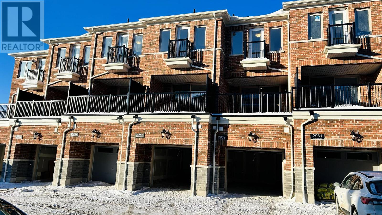 2959 Gatestone Path, Pickering, Ontario  L1X 0R5 - Photo 2 - E12802918