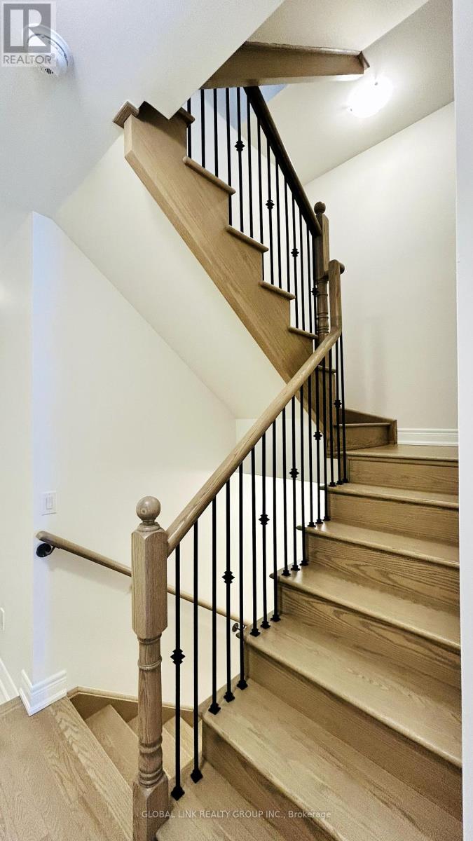 2959 Gatestone Path, Pickering, Ontario  L1X 0R5 - Photo 6 - E12802918