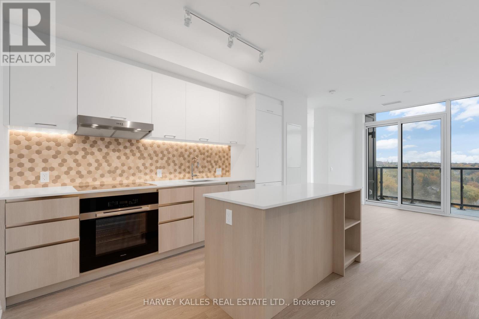 911 - 8188 Yonge Street, Vaughan, Ontario  L4J 1W5 - Photo 4 - N12802838