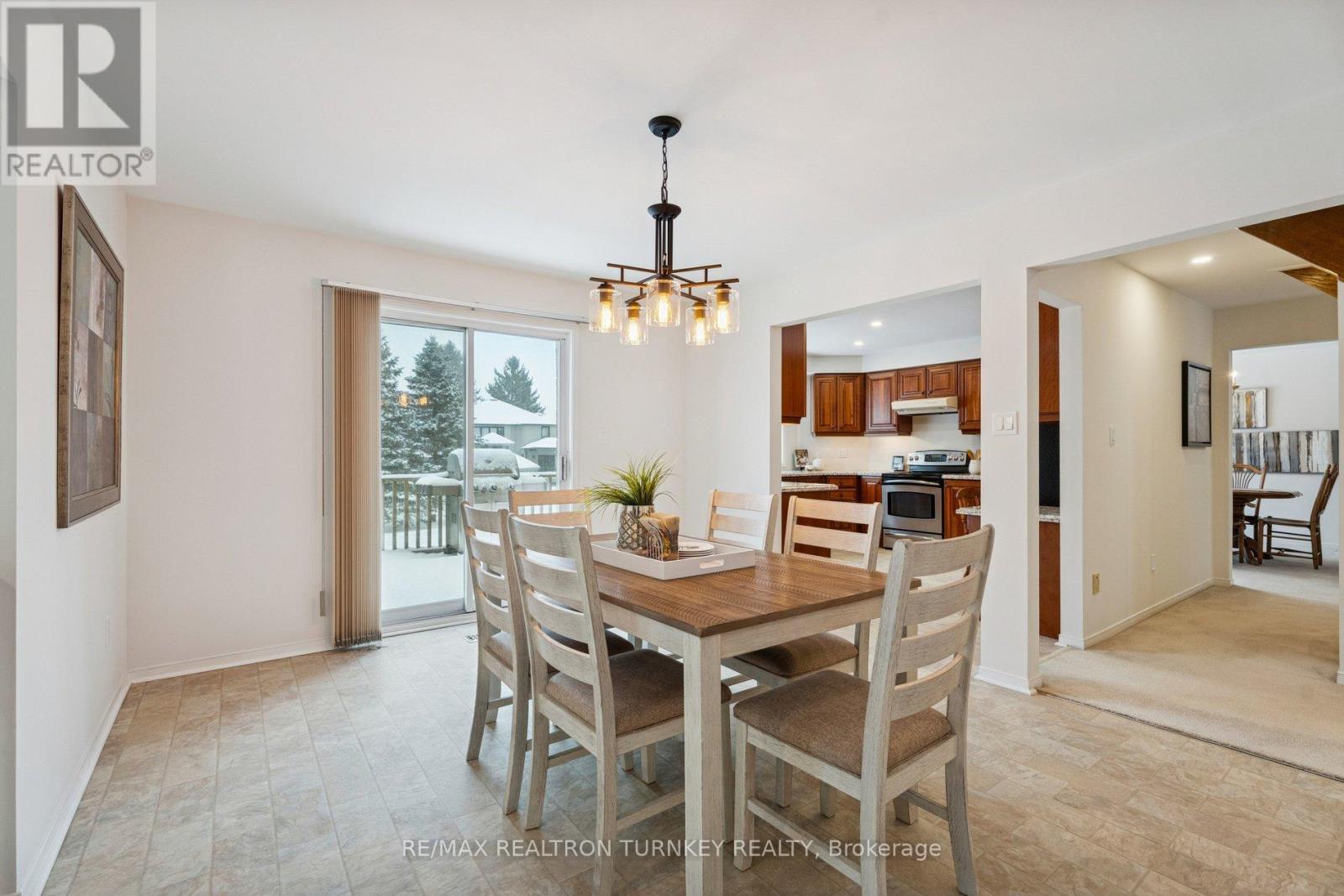 8 Veronica Crescent, East Gwillimbury (Sharon), Ontario  L0G 1V0 - Photo 14 - N12802850