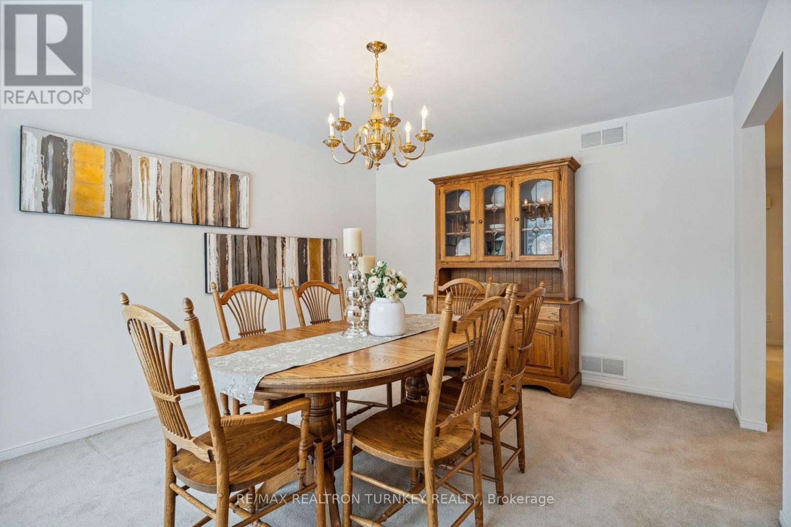 8 Veronica Crescent, East Gwillimbury (Sharon), Ontario  L0G 1V0 - Photo 20 - N12802850