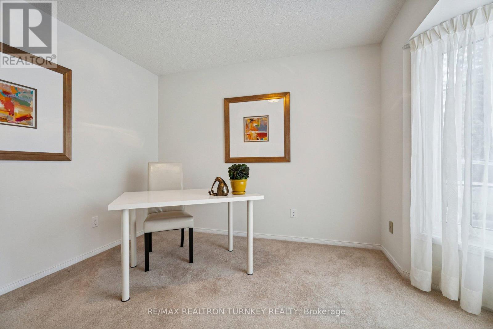 8 Veronica Crescent, East Gwillimbury (Sharon), Ontario  L0G 1V0 - Photo 22 - N12802850