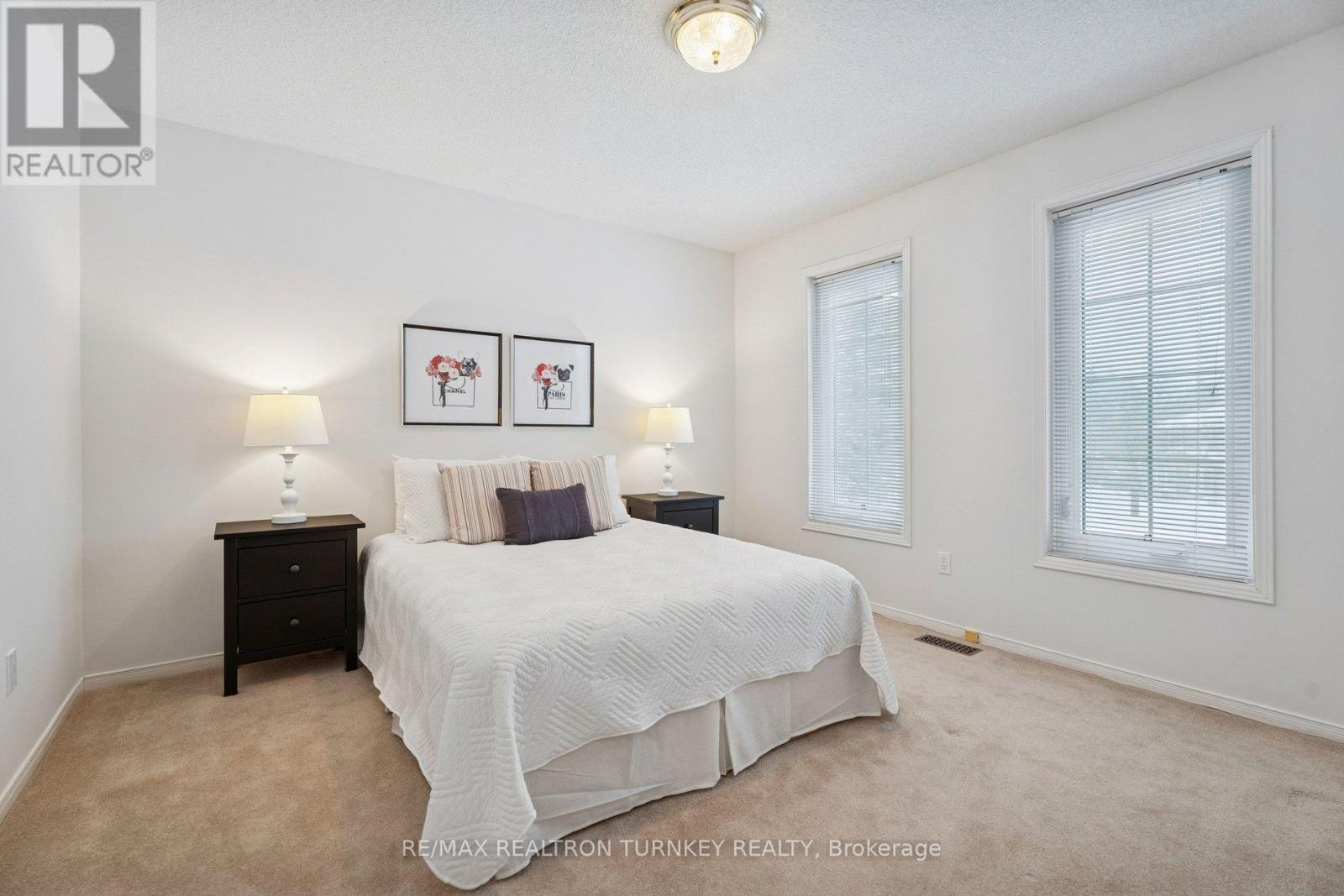 8 Veronica Crescent, East Gwillimbury (Sharon), Ontario  L0G 1V0 - Photo 26 - N12802850