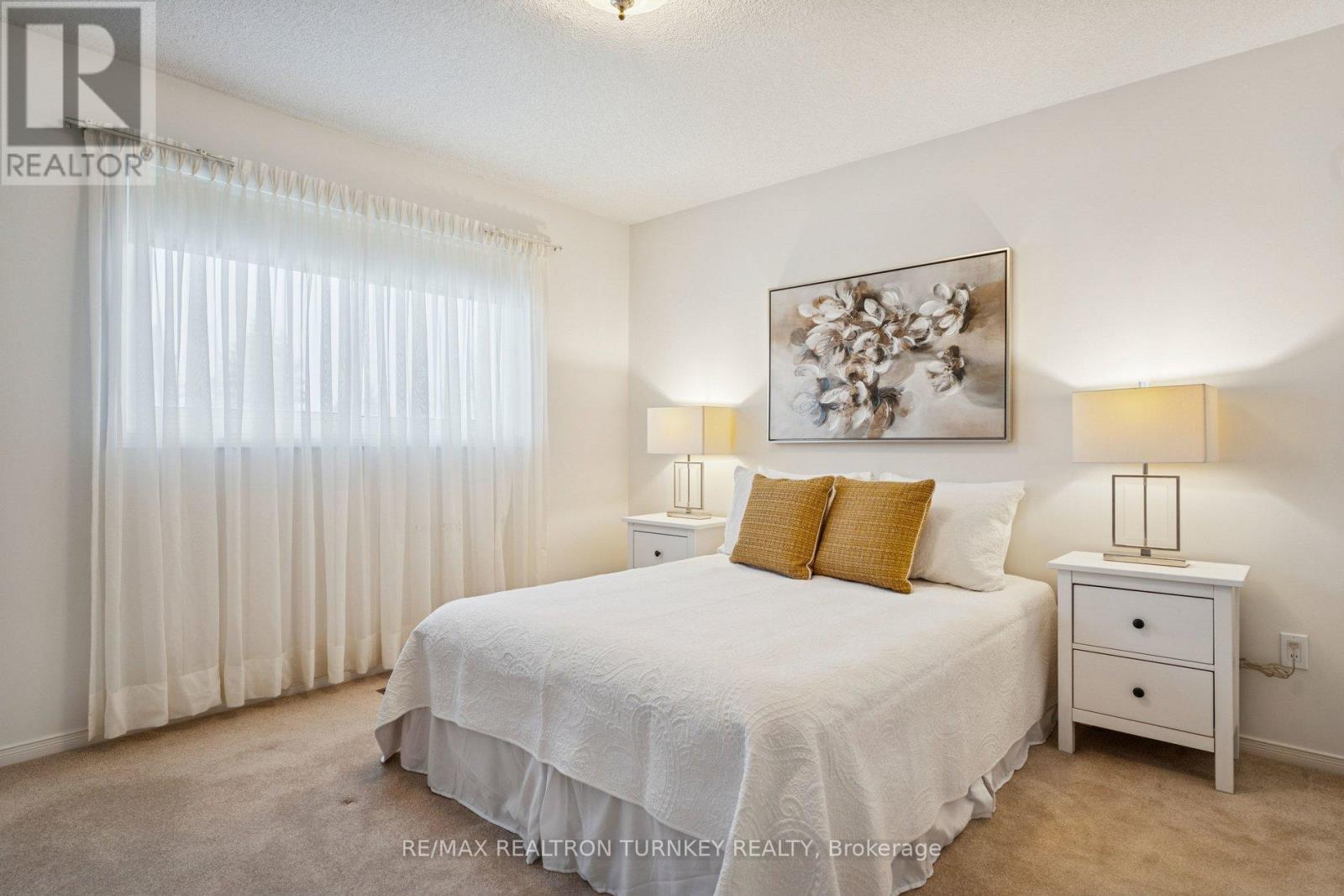 8 Veronica Crescent, East Gwillimbury (Sharon), Ontario  L0G 1V0 - Photo 30 - N12802850