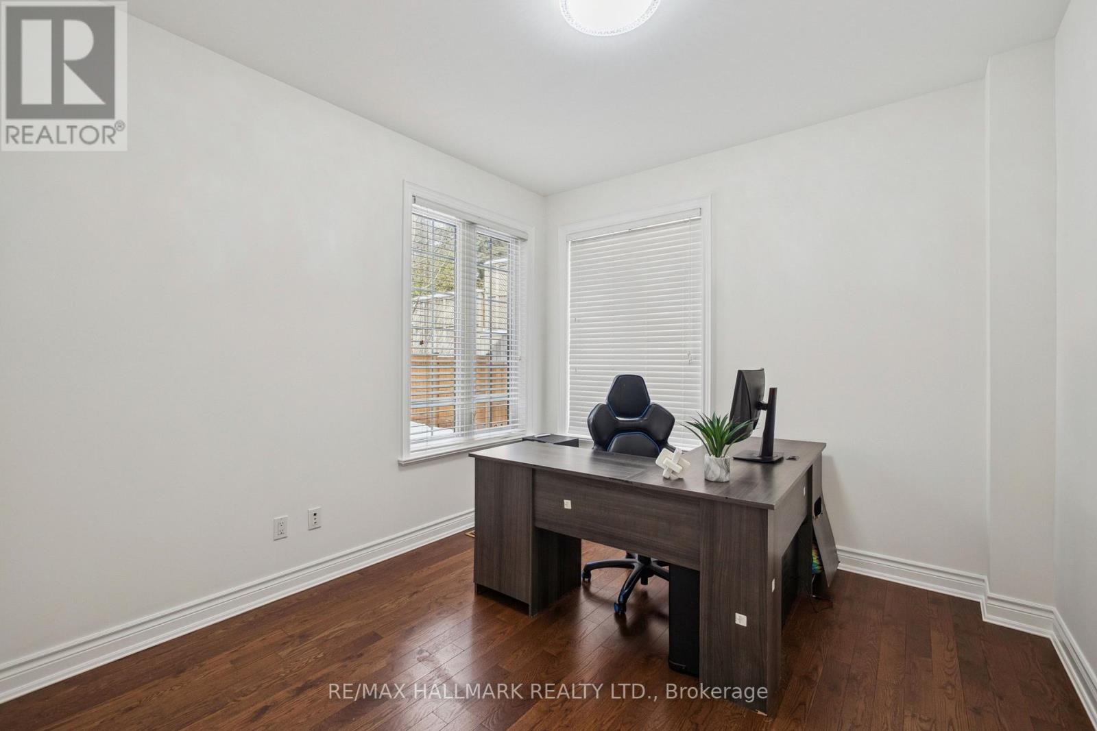 6 Guinevere Court, Richmond Hill, Ontario  L4C 0P7 - Photo 20 - N12802930