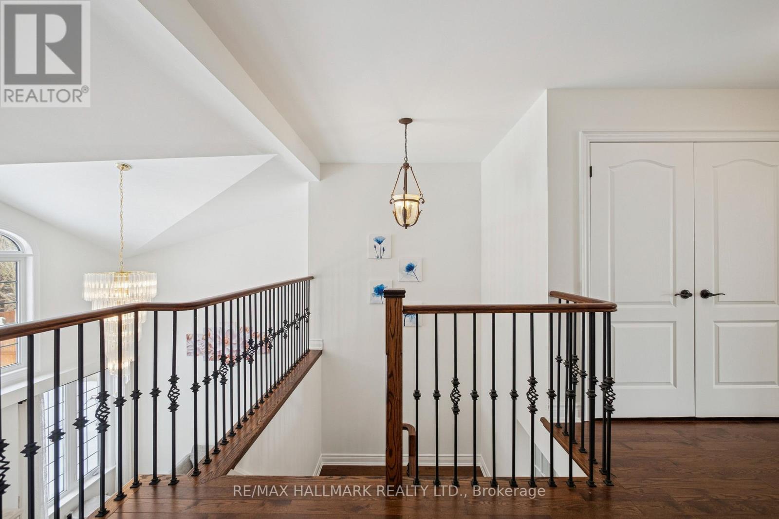 6 Guinevere Court, Richmond Hill, Ontario  L4C 0P7 - Photo 25 - N12802930