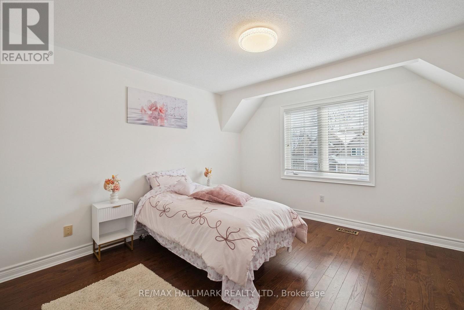 6 Guinevere Court, Richmond Hill, Ontario  L4C 0P7 - Photo 34 - N12802930