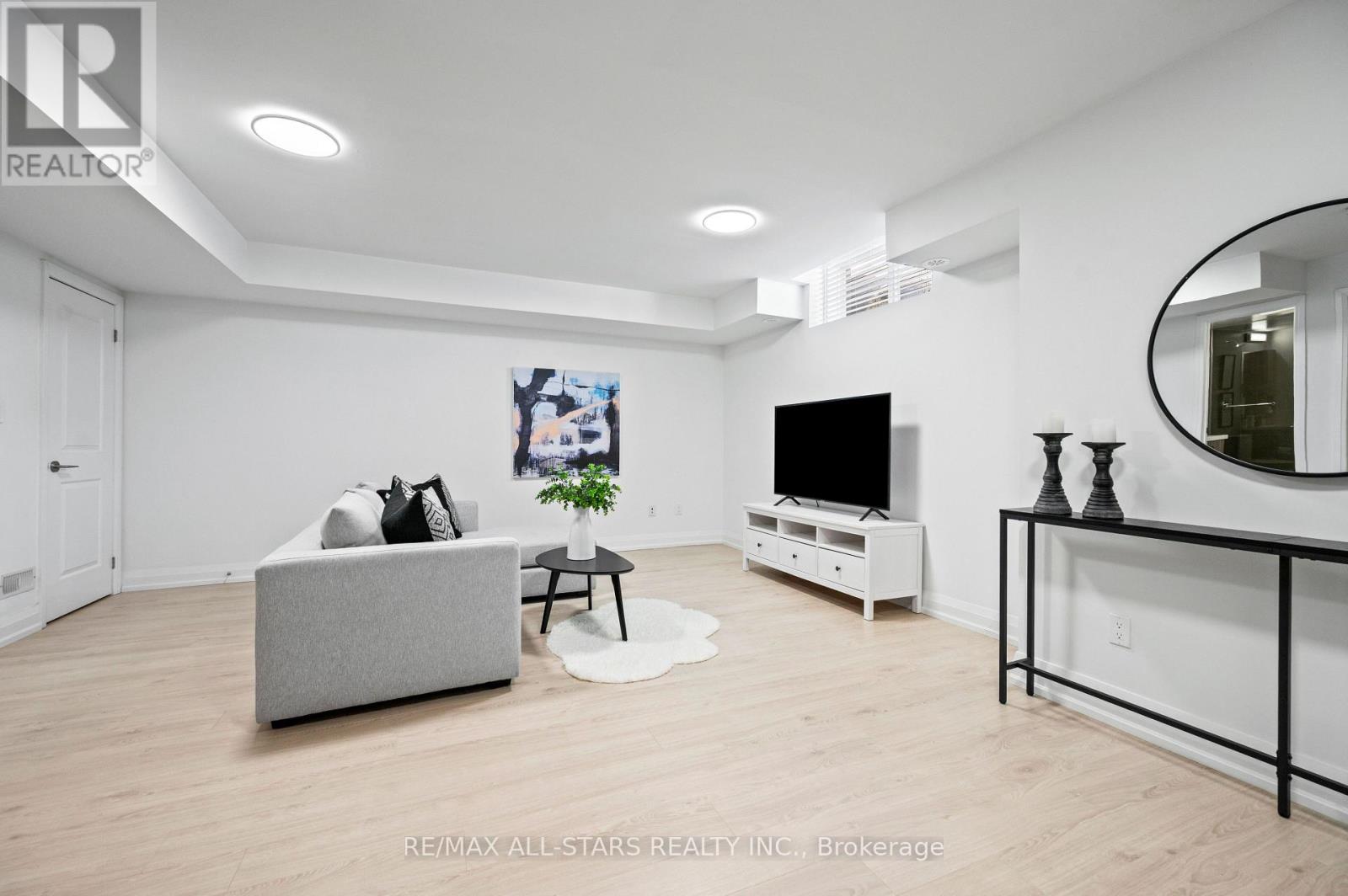 85 Village Parkway, Markham, Ontario  L3R 4Z7 - Photo 41 - N12802936