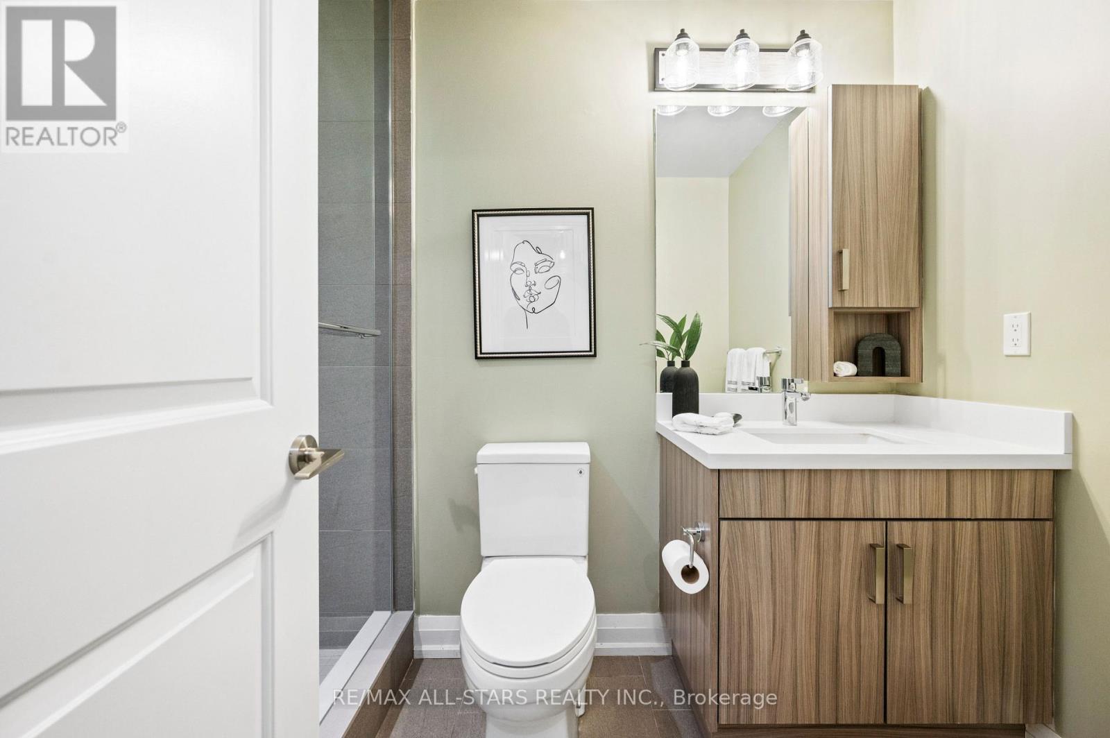 85 Village Parkway, Markham, Ontario  L3R 4Z7 - Photo 9 - N12802936