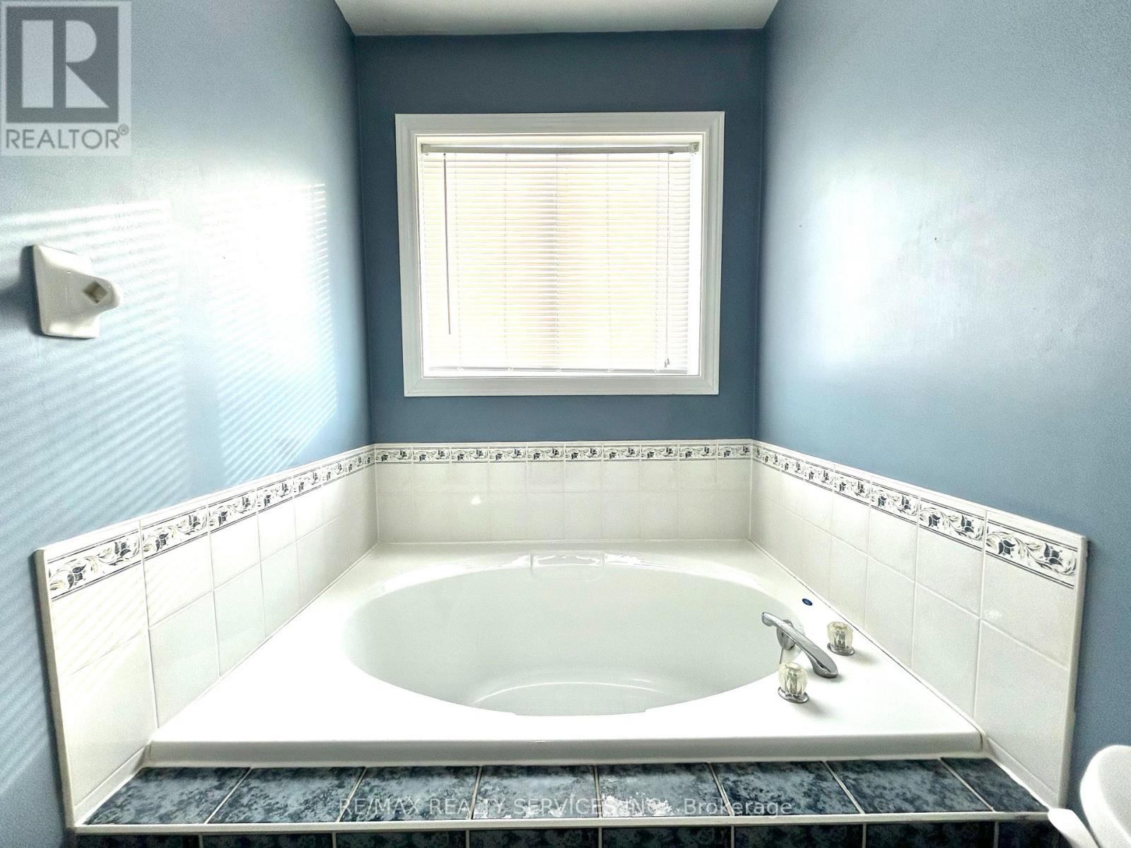 411 Jay Crescent, Orangeville, Ontario  L9W 4Z1 - Photo 22 - W12794126