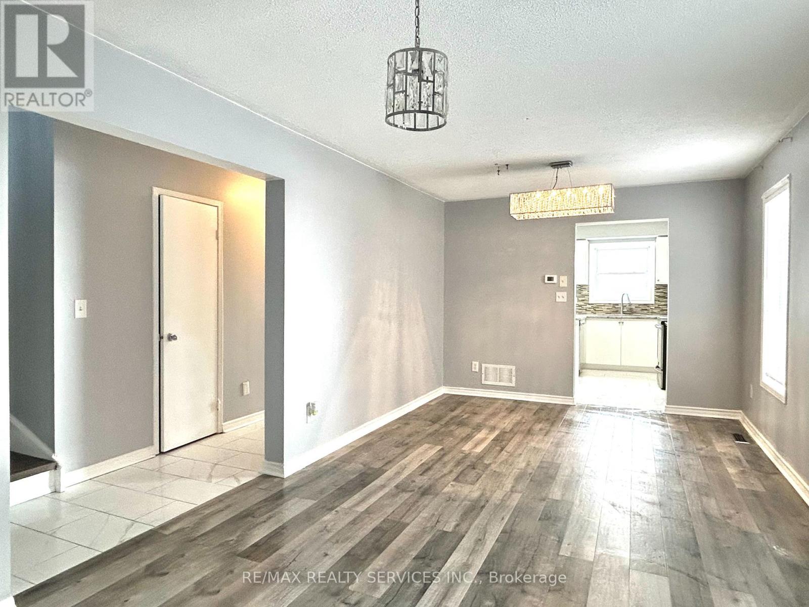 411 Jay Crescent, Orangeville, Ontario  L9W 4Z1 - Photo 7 - W12794126