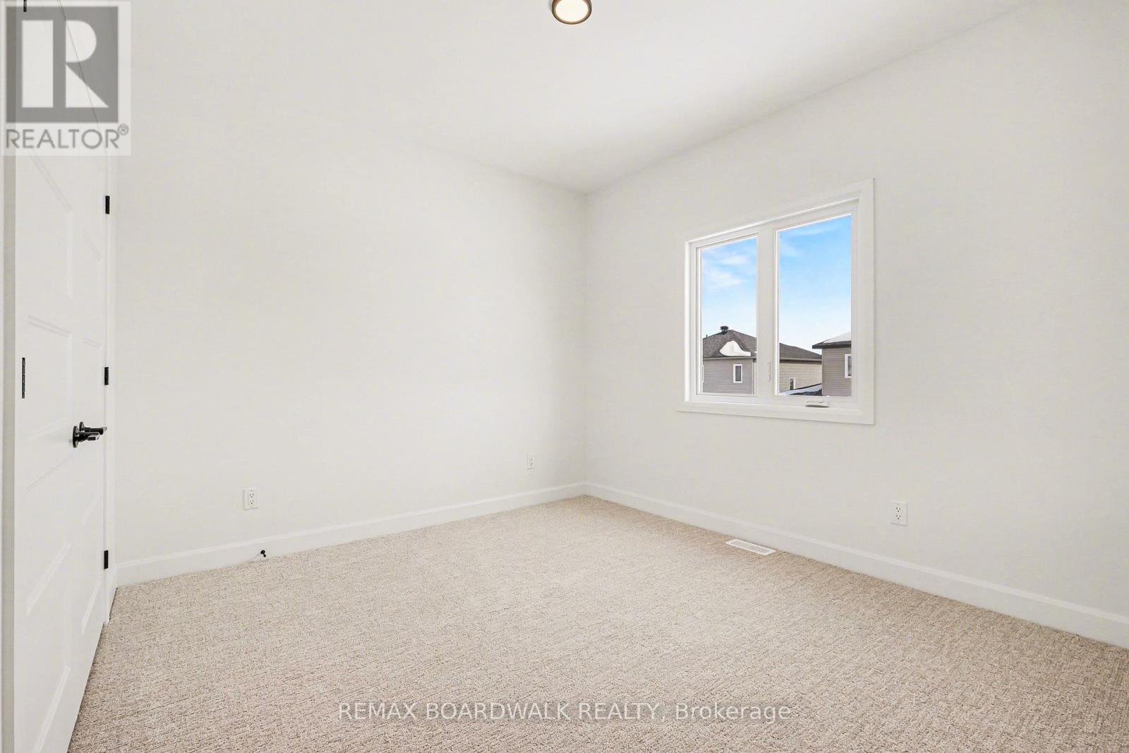 444 Aurora Street, Russell, Ontario  K4R 0L3 - Photo 13 - X12748180