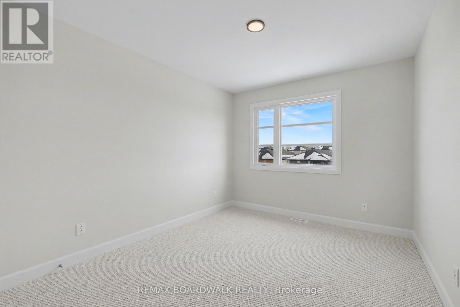 1213 Montblanc Crescent, Russell, Ontario  K0A 1W1 - Photo 14 - X9517459