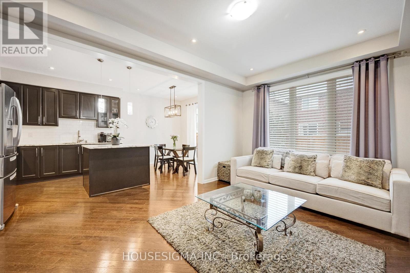 19 Seafair Crescent, Brampton, Ontario  L6Y 5W2 - Photo 12 - W12802816