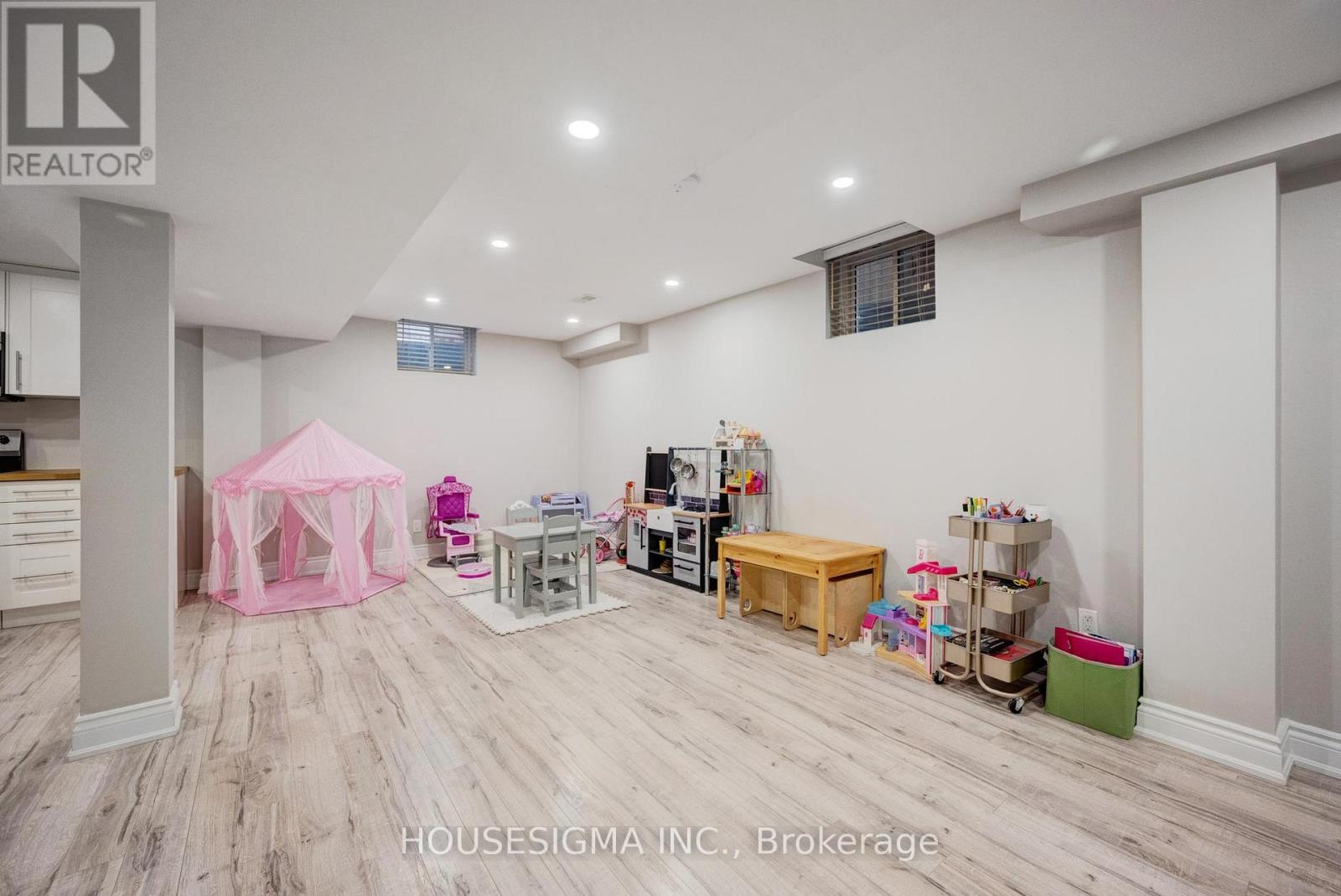 19 Seafair Crescent, Brampton, Ontario  L6Y 5W2 - Photo 38 - W12802816