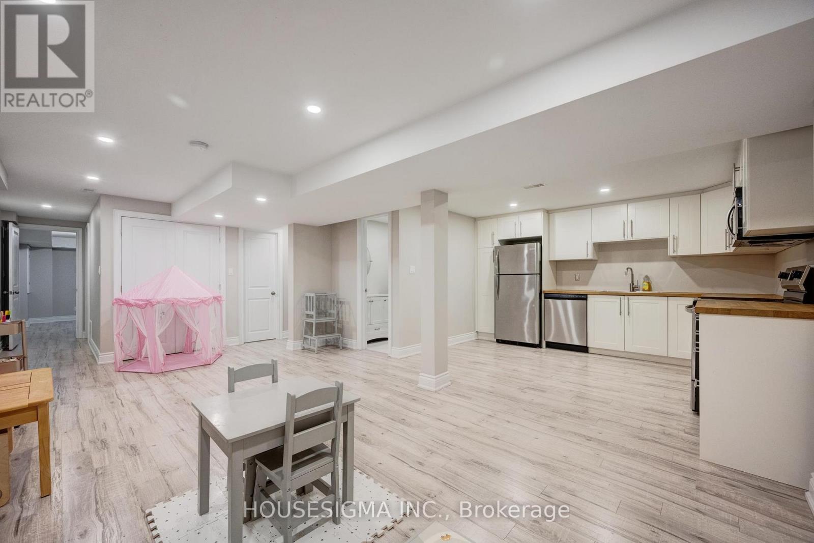 19 Seafair Crescent, Brampton, Ontario  L6Y 5W2 - Photo 40 - W12802816