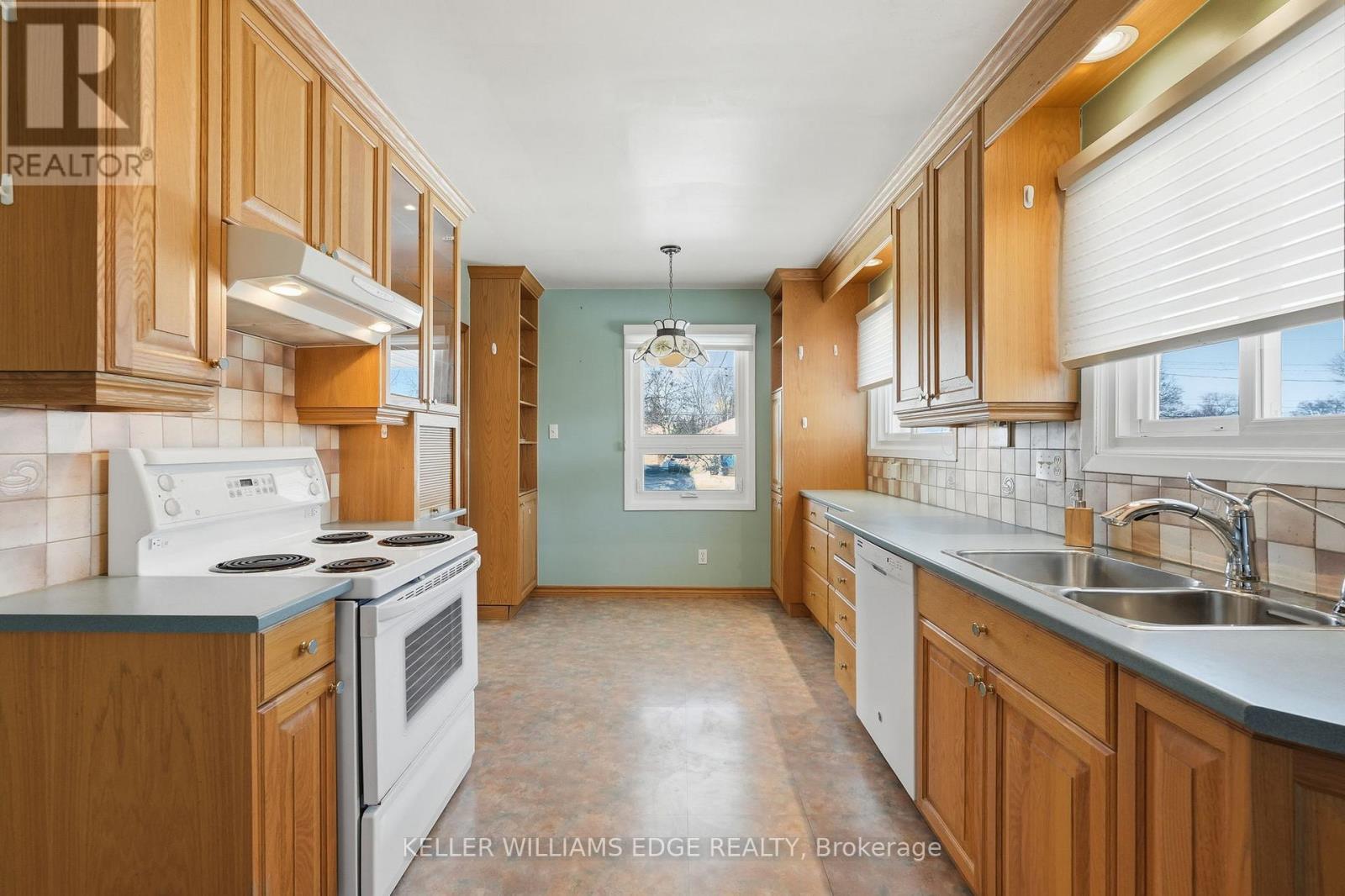 59 Weber Drive, Halton Hills, Ontario  L7G 1C5 - Photo 14 - W12802828