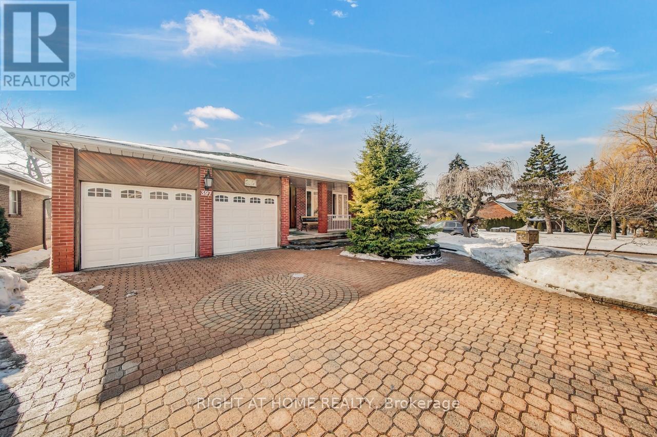 397 Maple Leaf Drive, Toronto, Ontario  M6L 1P4 - Photo 43 - W12802854