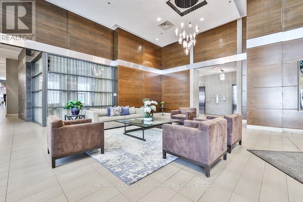 1606 - 1 Hurontario Street, Mississauga (Port Credit), Ontario  L5G 0A3 - Photo 3 - W12802856