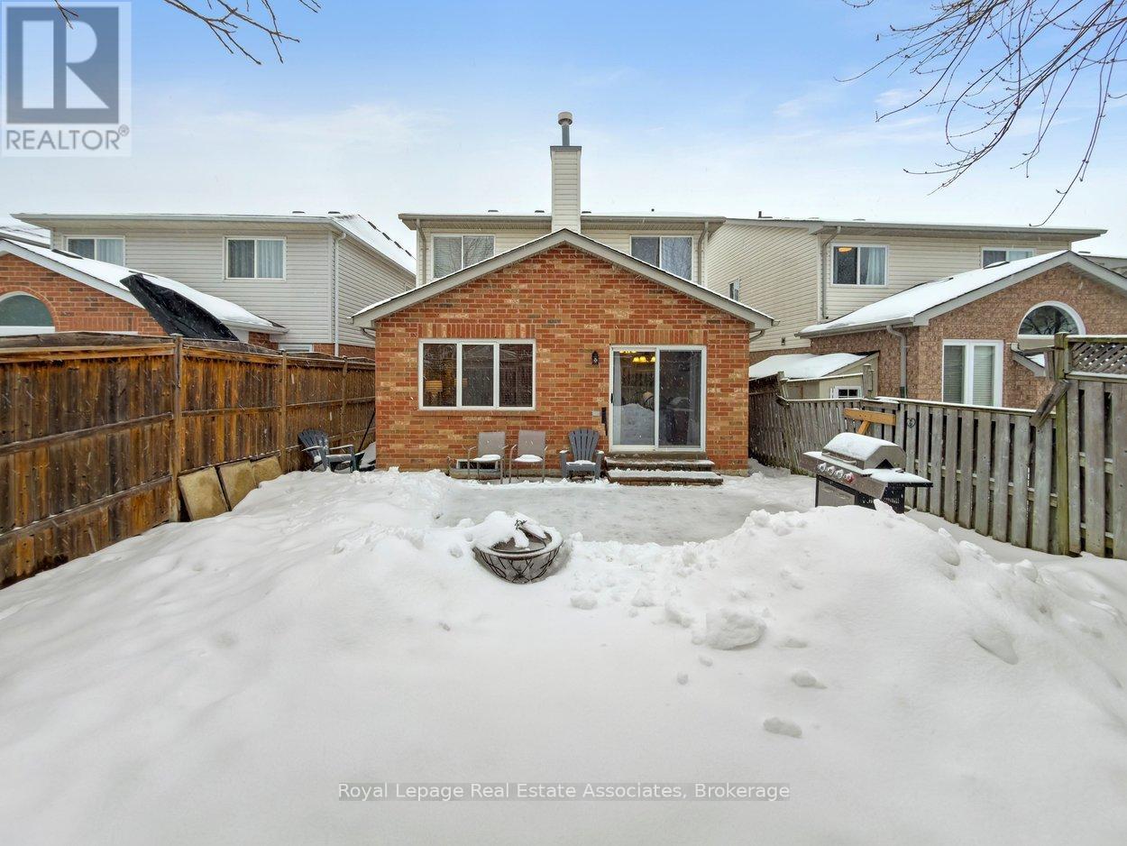 42 Harriet Street, Halton Hills, Ontario  L7G 5W7 - Photo 42 - W12802902
