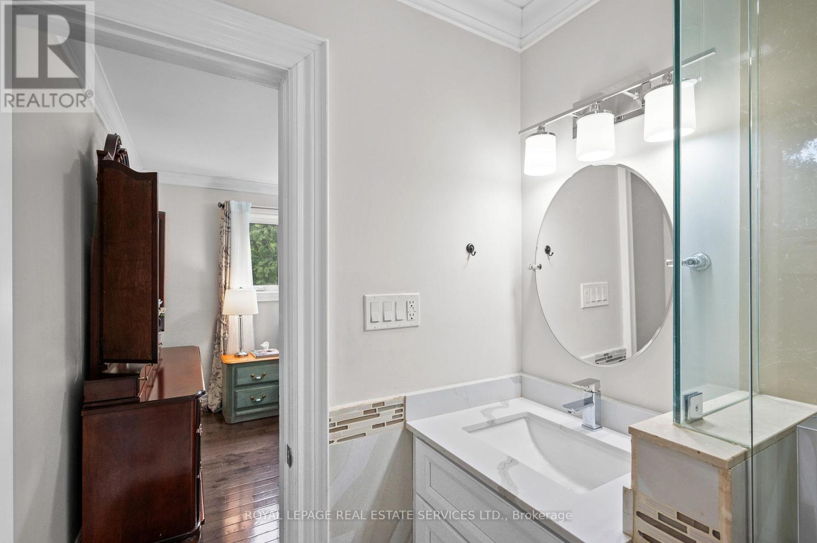 23 Hillside Drive, Brampton, Ontario  L6S 1A2 - Photo 25 - W12802924