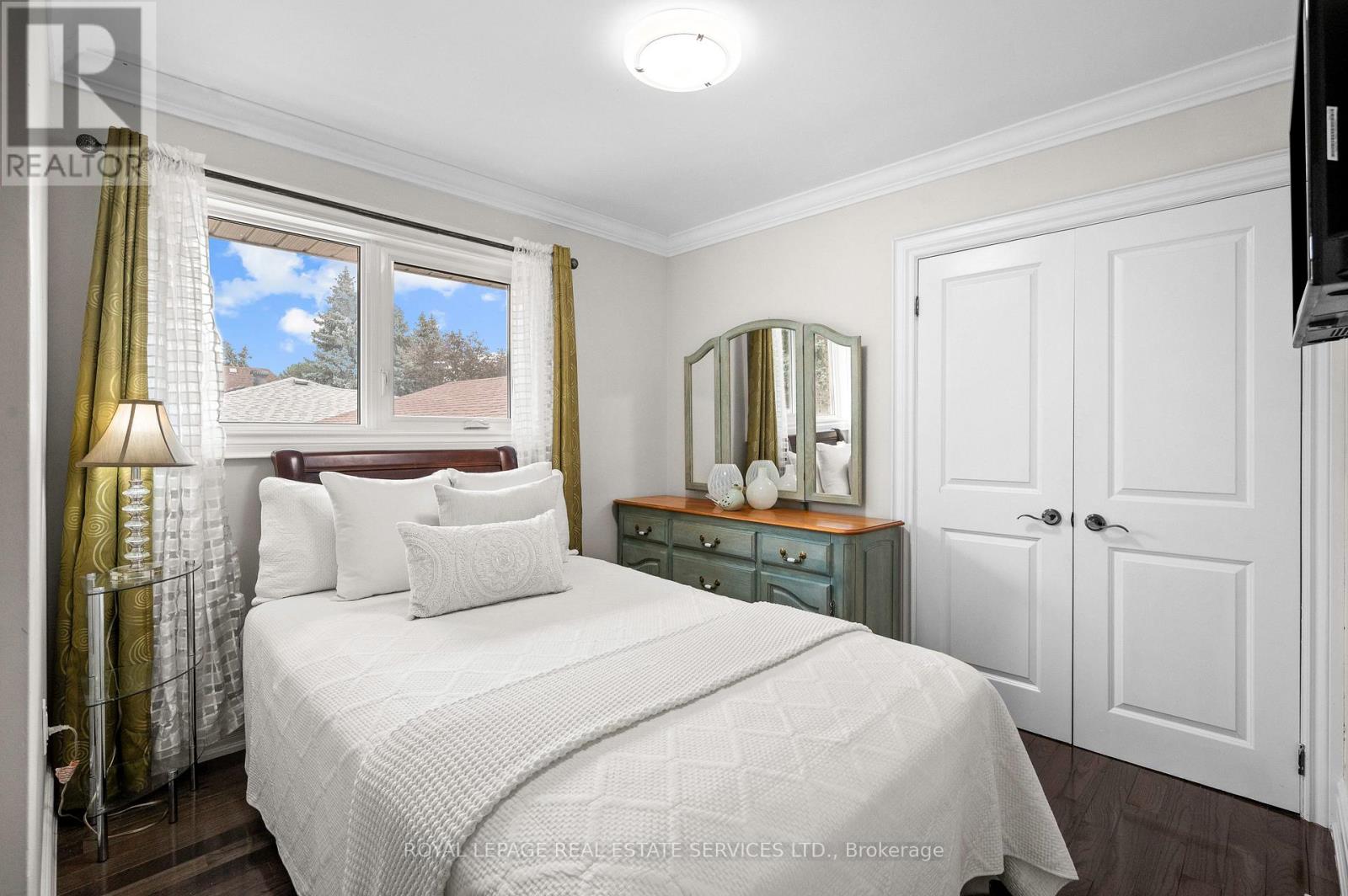 23 Hillside Drive, Brampton, Ontario  L6S 1A2 - Photo 28 - W12802924