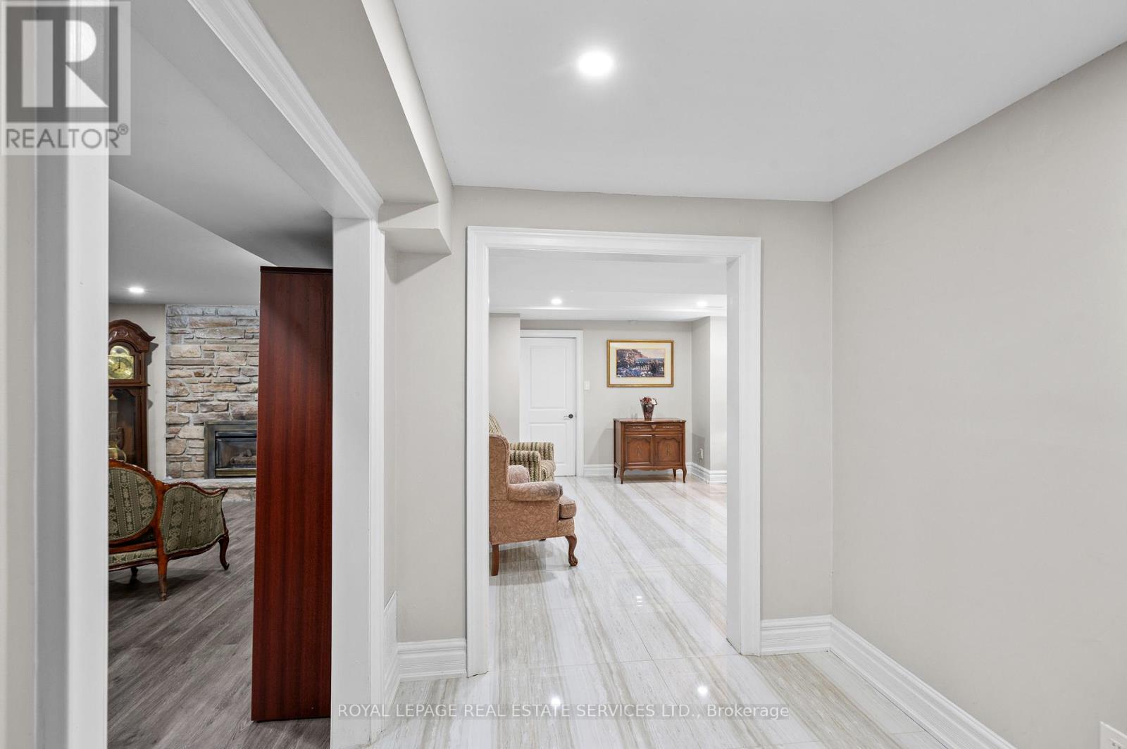 23 Hillside Drive, Brampton, Ontario  L6S 1A2 - Photo 32 - W12802924