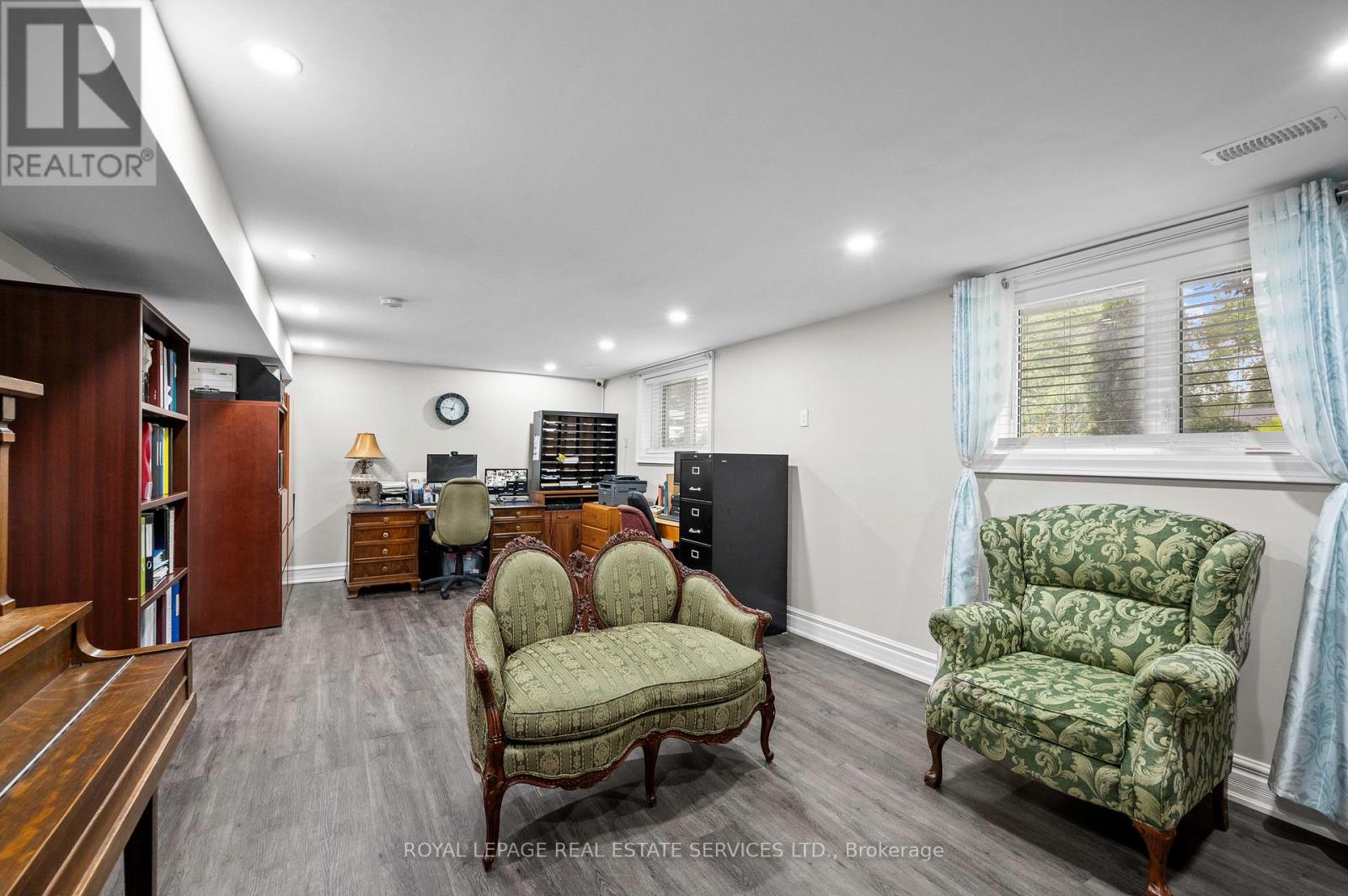 23 Hillside Drive, Brampton, Ontario  L6S 1A2 - Photo 33 - W12802924