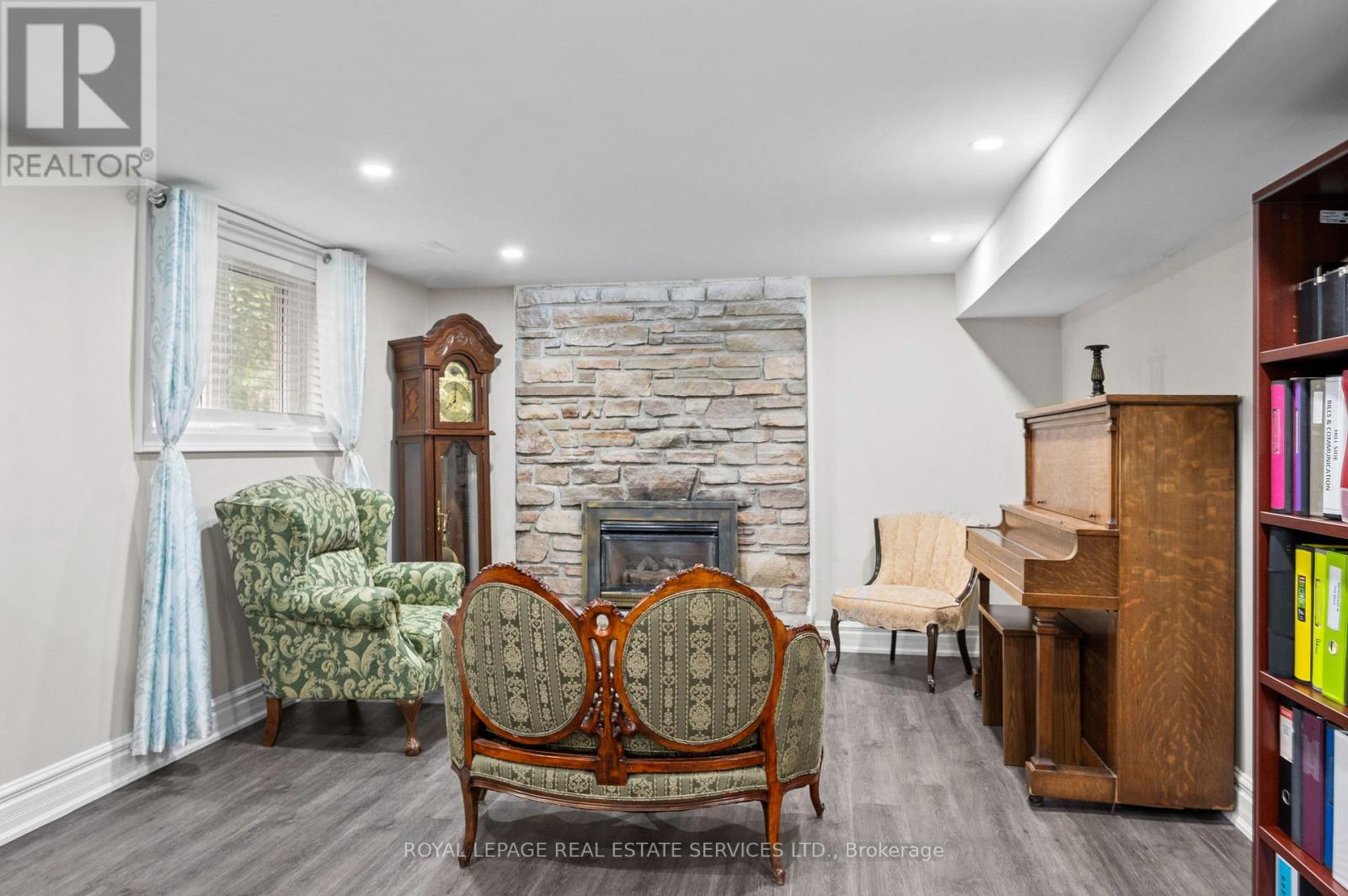 23 Hillside Drive, Brampton, Ontario  L6S 1A2 - Photo 34 - W12802924