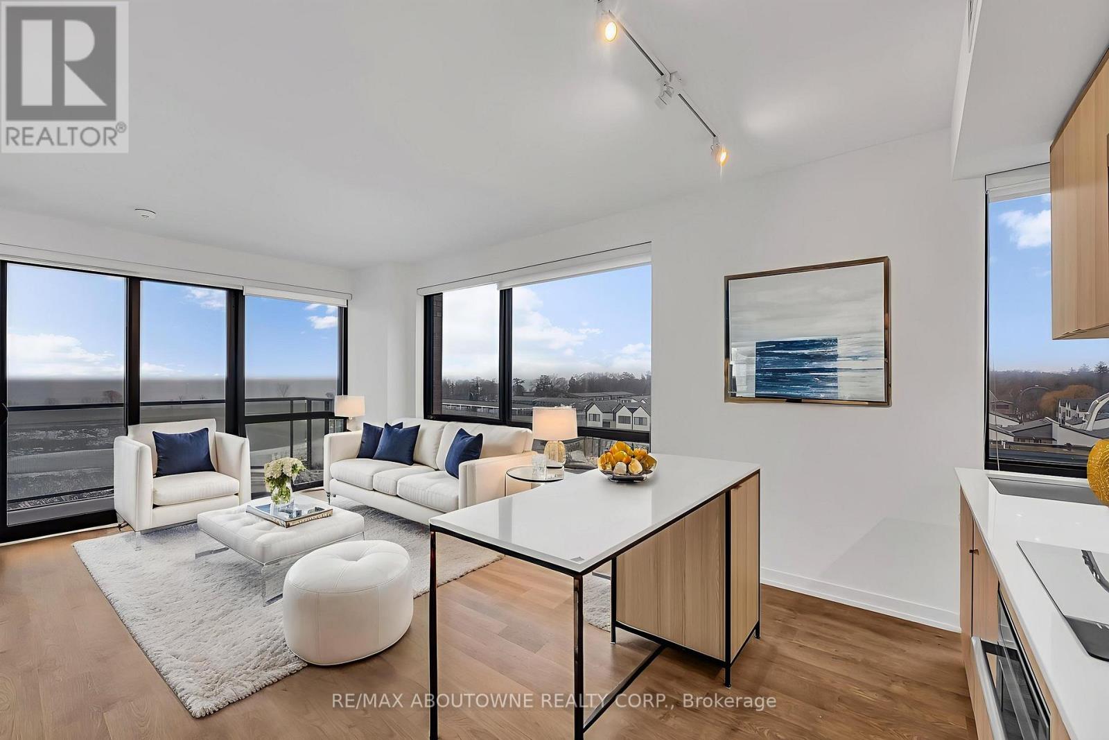 517 - 251 Masonry Way, Mississauga (Port Credit), Ontario  L5H 0B2 - Photo 15 - W12802984