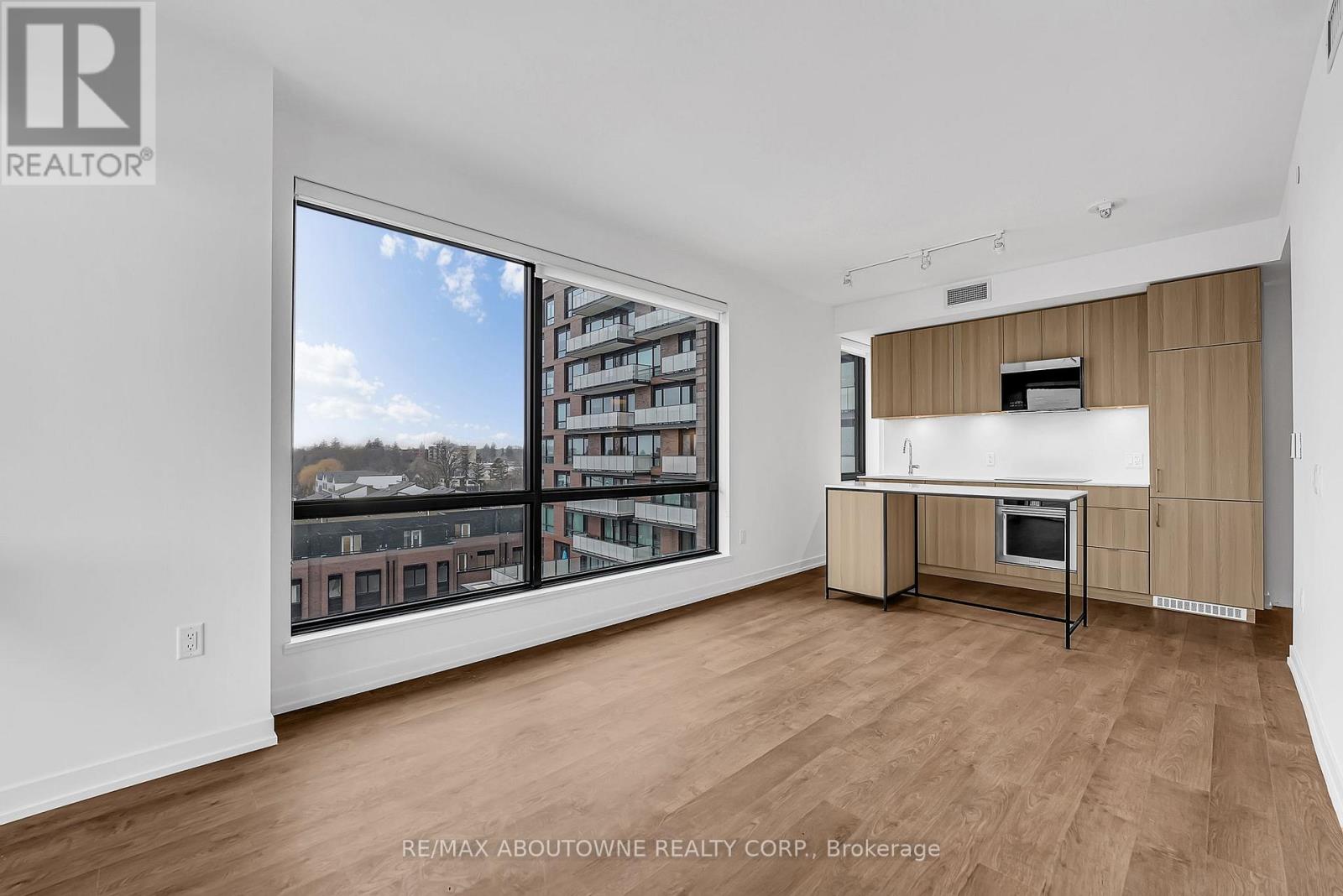 517 - 251 Masonry Way, Mississauga (Port Credit), Ontario  L5H 0B2 - Photo 25 - W12802984